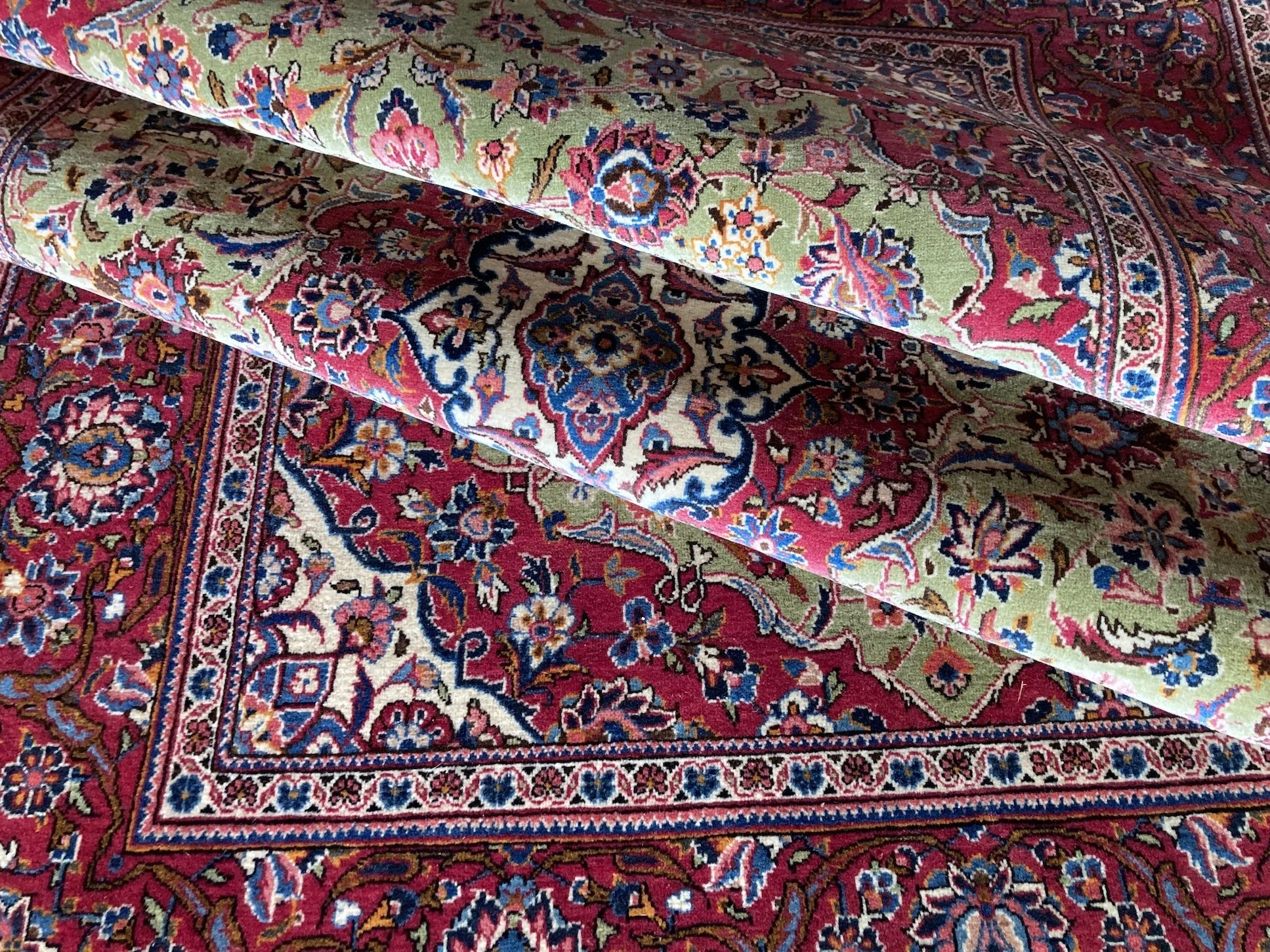 22.12.00015_10a Antique Persian Kashan Rug.JPG