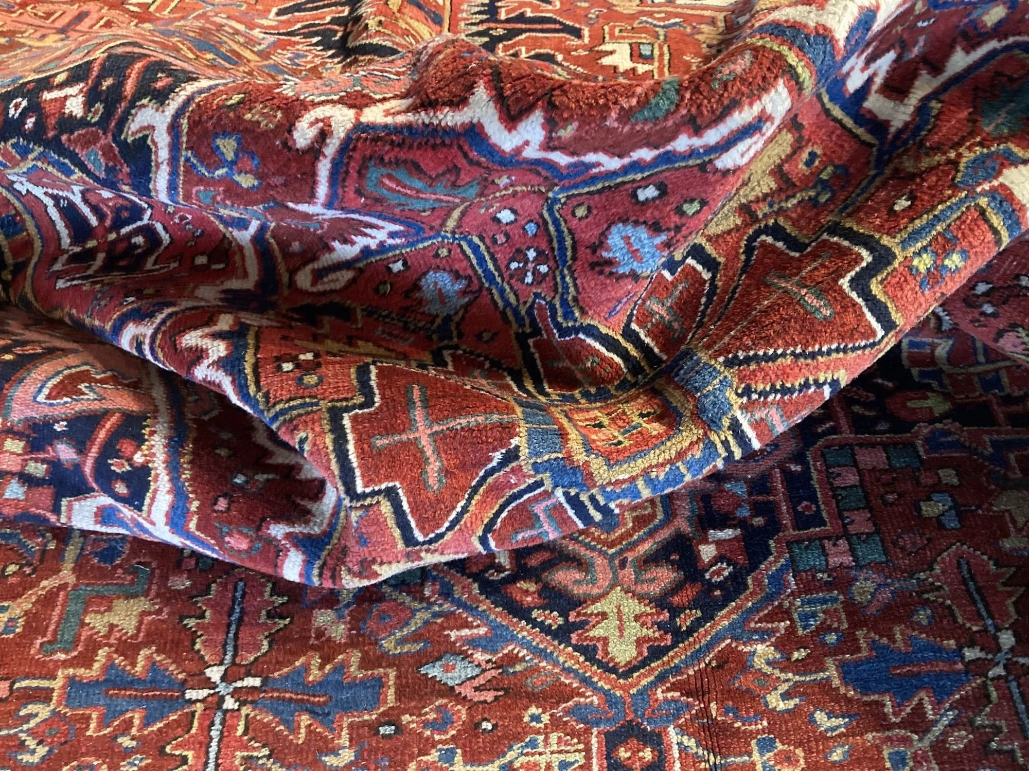 18_23_25_00002_18_Antique_Persian_Heriz_Carpet.jpeg