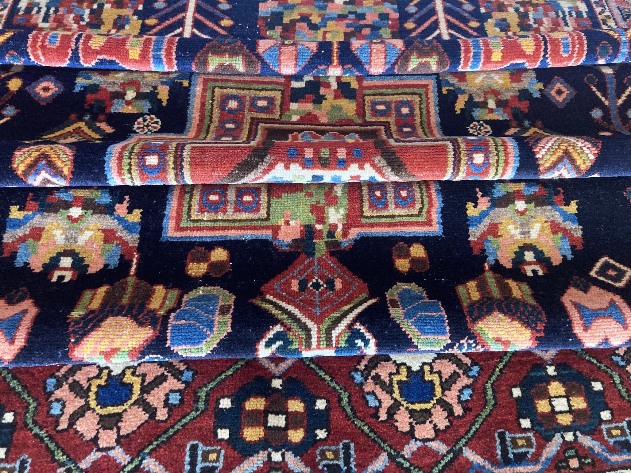 23.22.00001_14 Antique Persian  Bakhtiar Rug.JPG