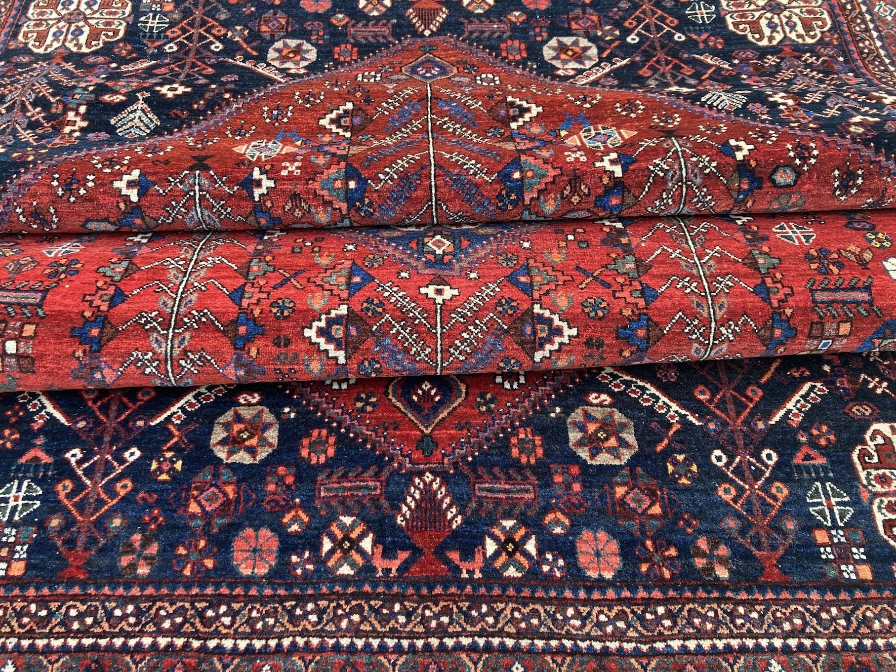 15_24_03_00005_15_Antique_Persian_Abadeh_Rug.jpeg