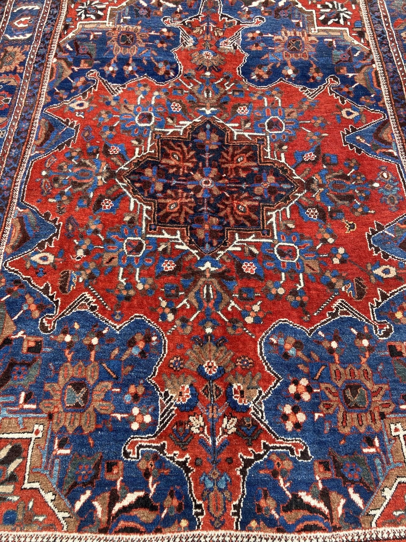 7_24_03_00004_7_Antique_Persian_Qashqai_Rug.jpeg