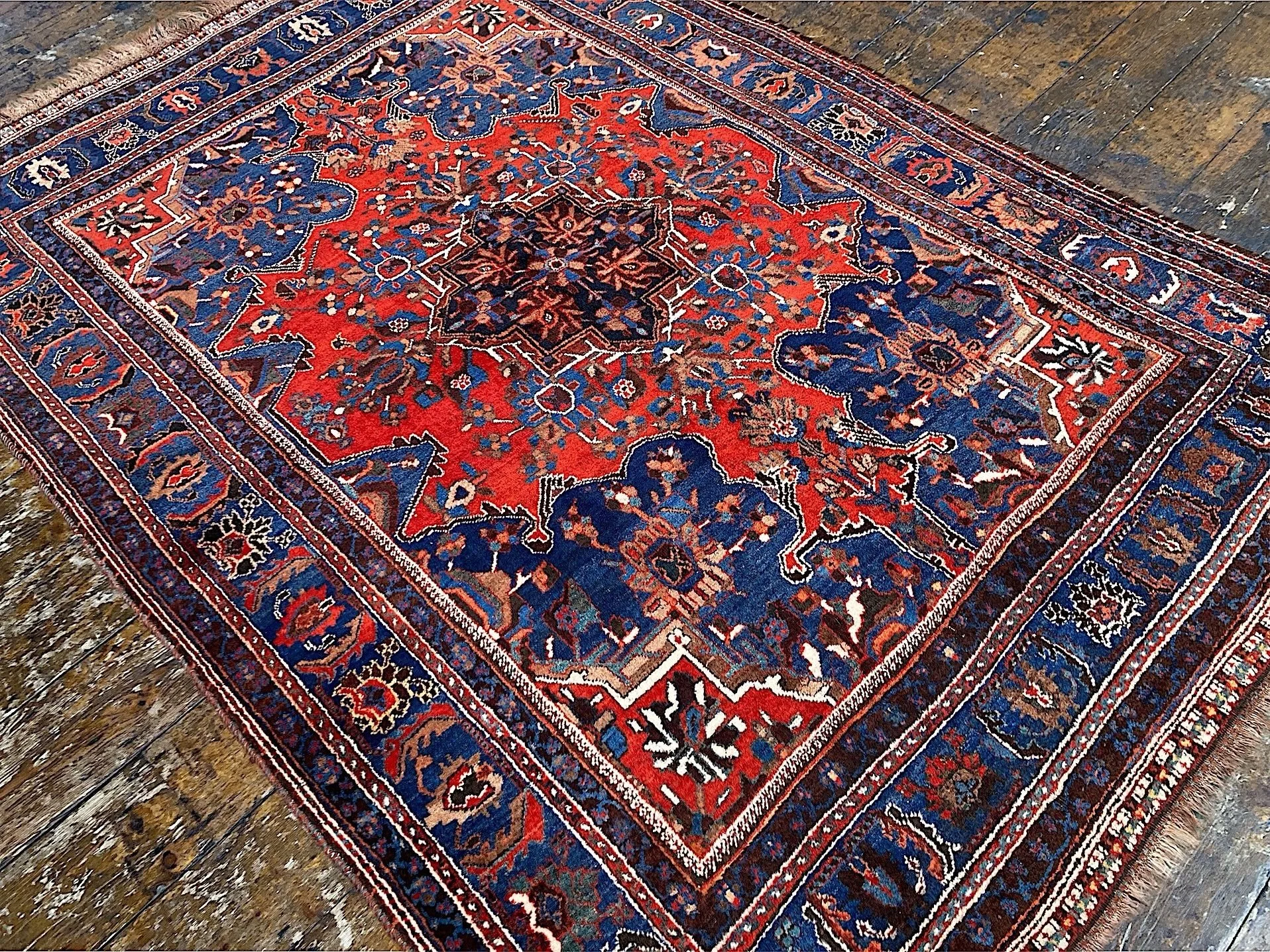 5_24_03_00004_5_Antique_Persian_Qashqai_Rug.jpeg