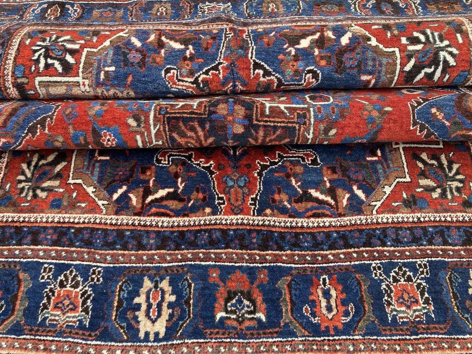 Antique Qashqai rug※今だけお値下げ中 Antique Qashqai Rug 2.20m x 1.51m — Rug Addiction