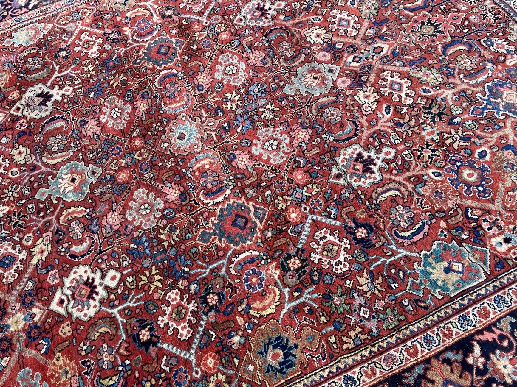10_24_05_00001_10_Antique_Persian_Mahal_Carpet.jpeg