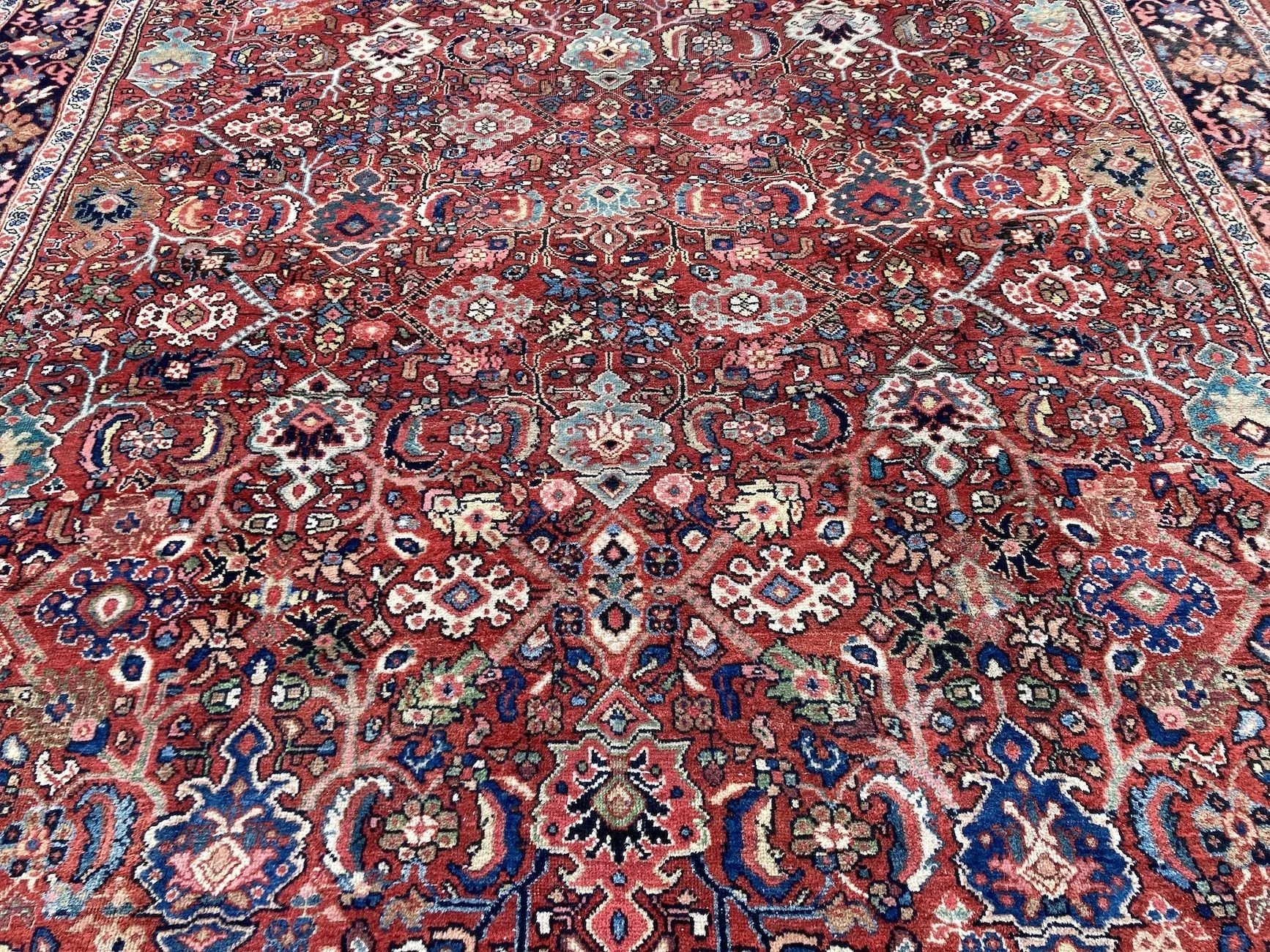 7_24_05_00001_7_Antique_Persian_Mahal_Carpet.jpeg