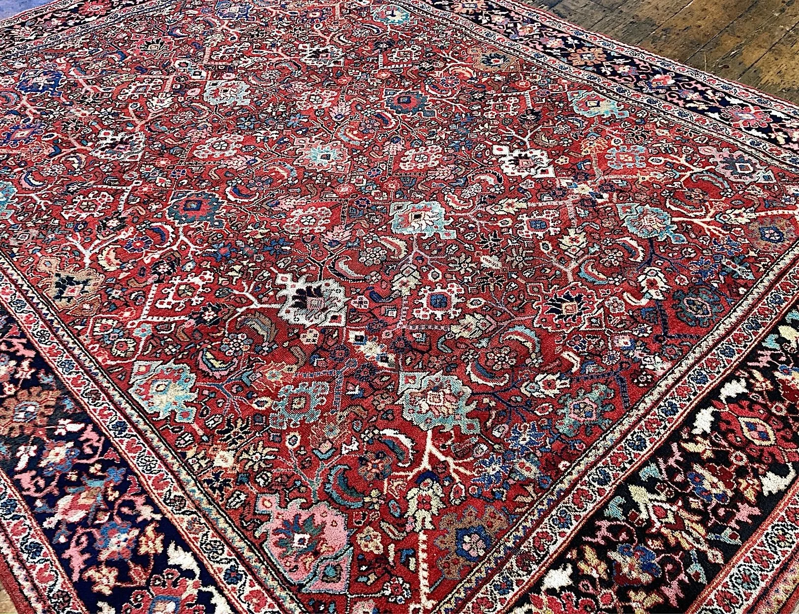 5_24_05_00001_5_Antique_Persian_Mahal_Carpet.jpeg