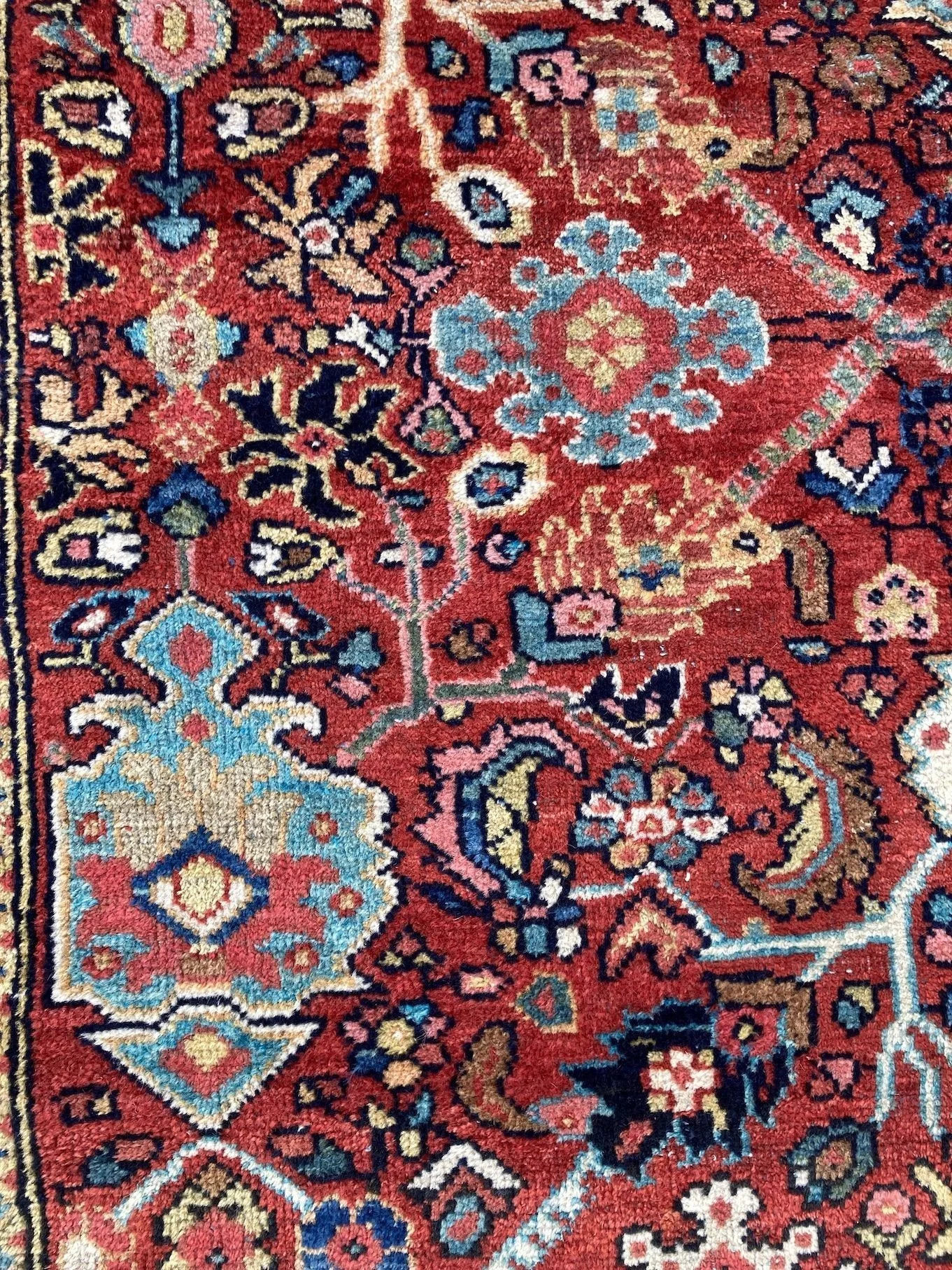 13_24_05_00001_13_Antique_Persian_Mahal_Carpet.jpeg