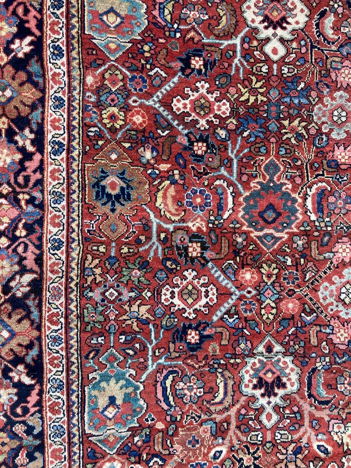 11_24_05_00001_11_Antique_Persian_Mahal_Carpet.jpeg