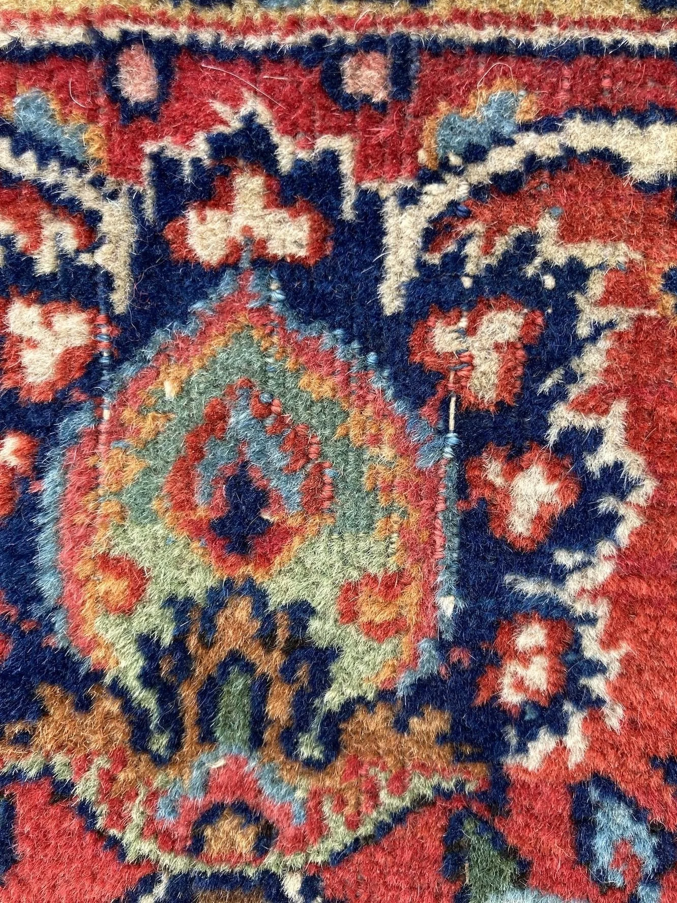 18_24_06_00001_18_Antique_Persian_Kashan_Rug.jpeg