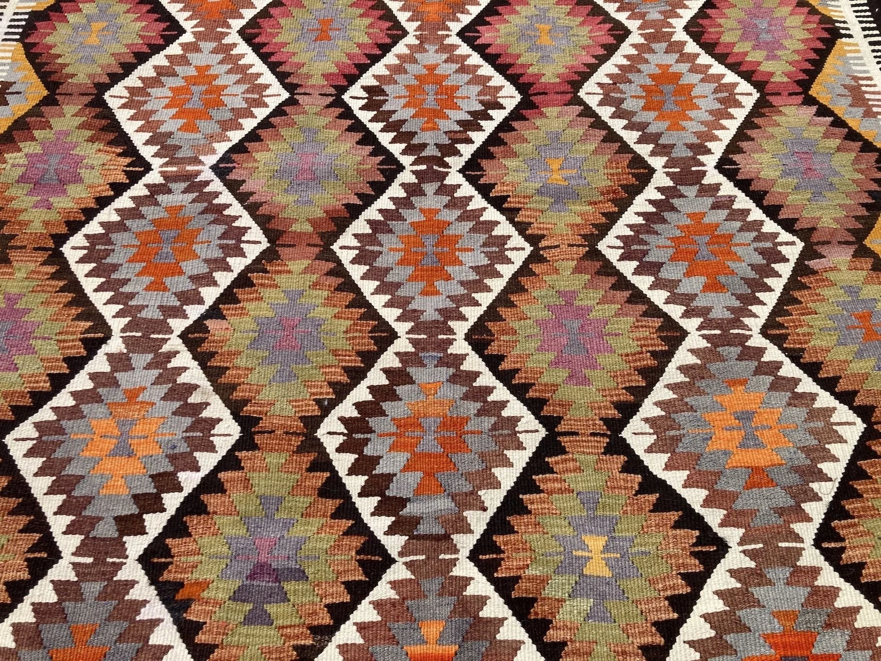 6_24_10_00002_6_Vintage_Turkish_Kilim.jpeg