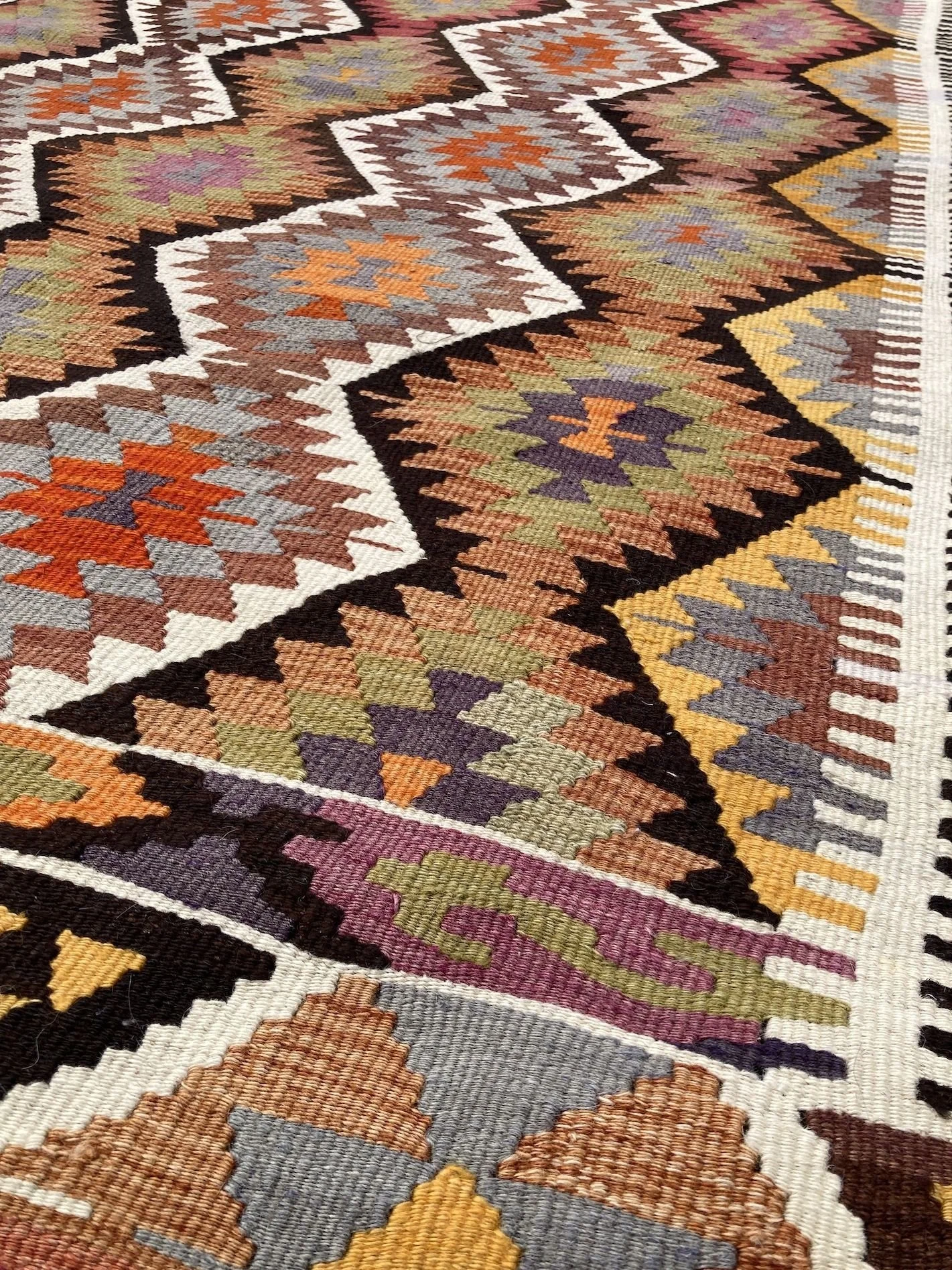 7_24_10_00002_7_Vintage_Turkish_Kilim.jpeg