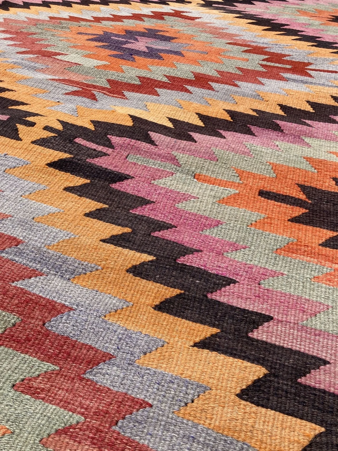 7_24_10_00006_7_Vintage_Turkish_Kilim.jpeg