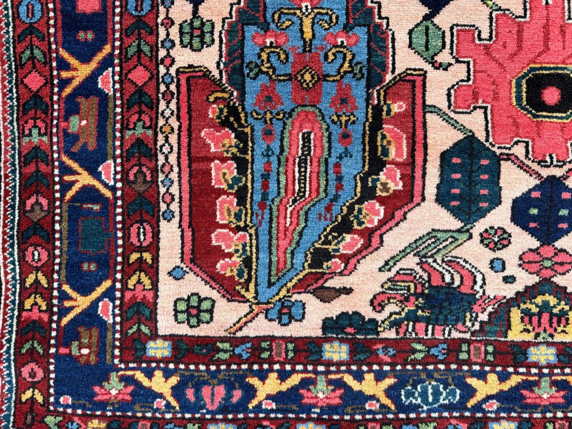 6_250700001_6_Antique_Persian_Bakhtiar_Rug.jpeg