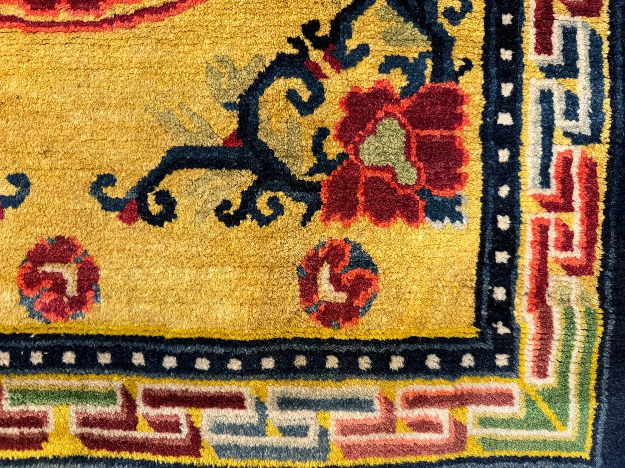 6_26_01_00003_6_Antique_Chinese_Ningxia_Rug.jpeg