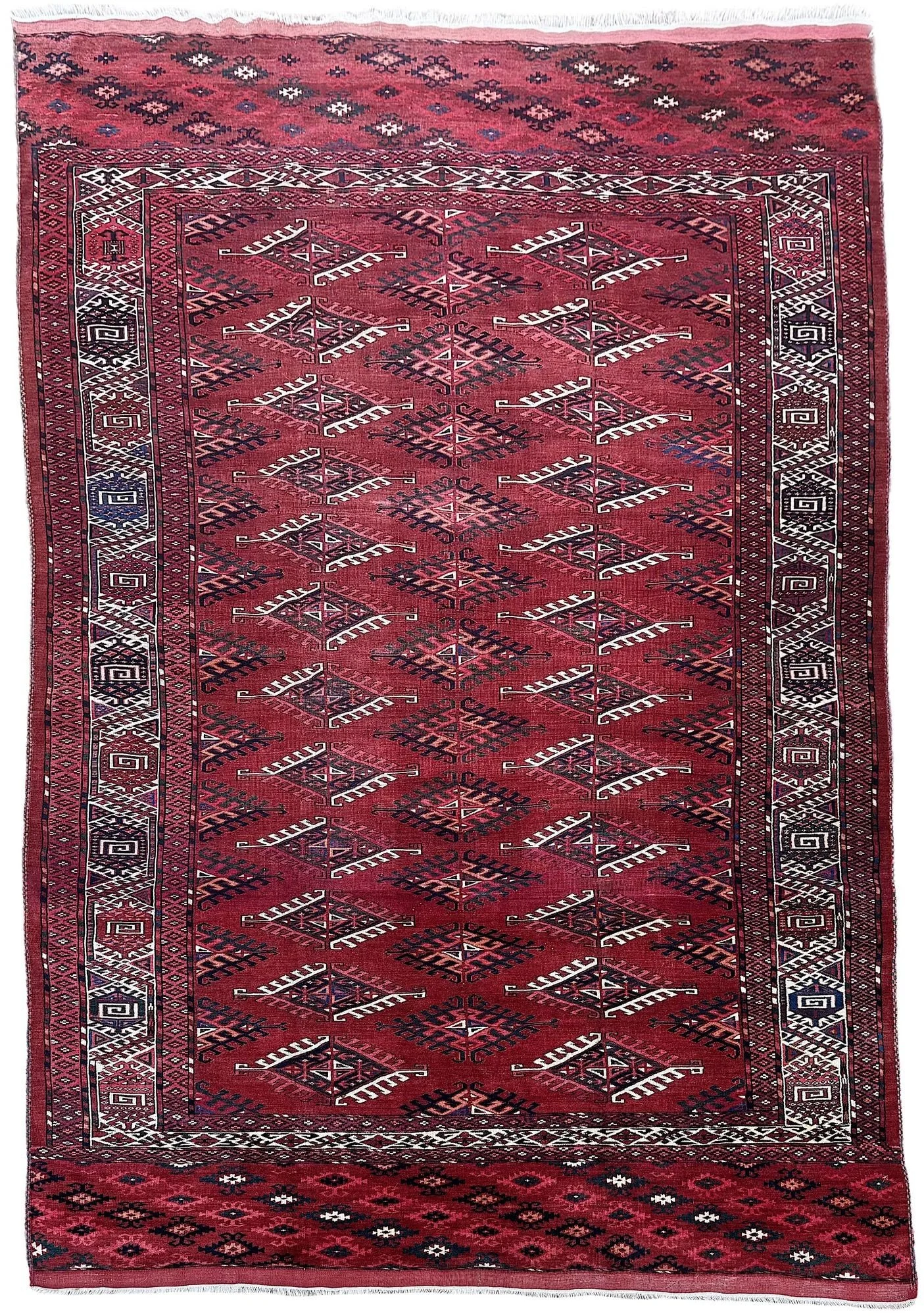 0_25_06_00003_Antique_Turkmen_Yomut_Carpet.jpeg