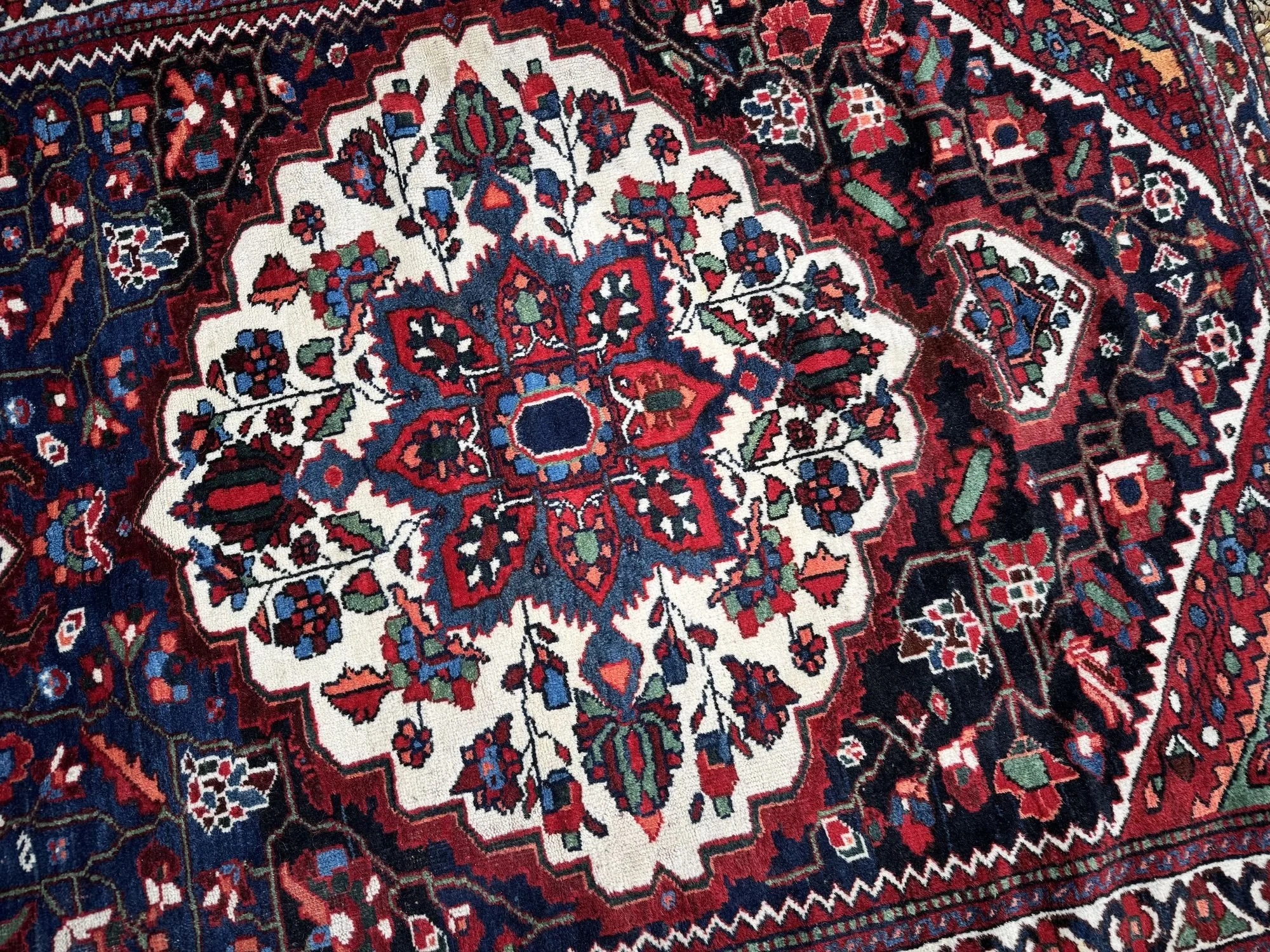 10_25_01_00001_10_Antique_Persian_Luri_Rug.jpeg