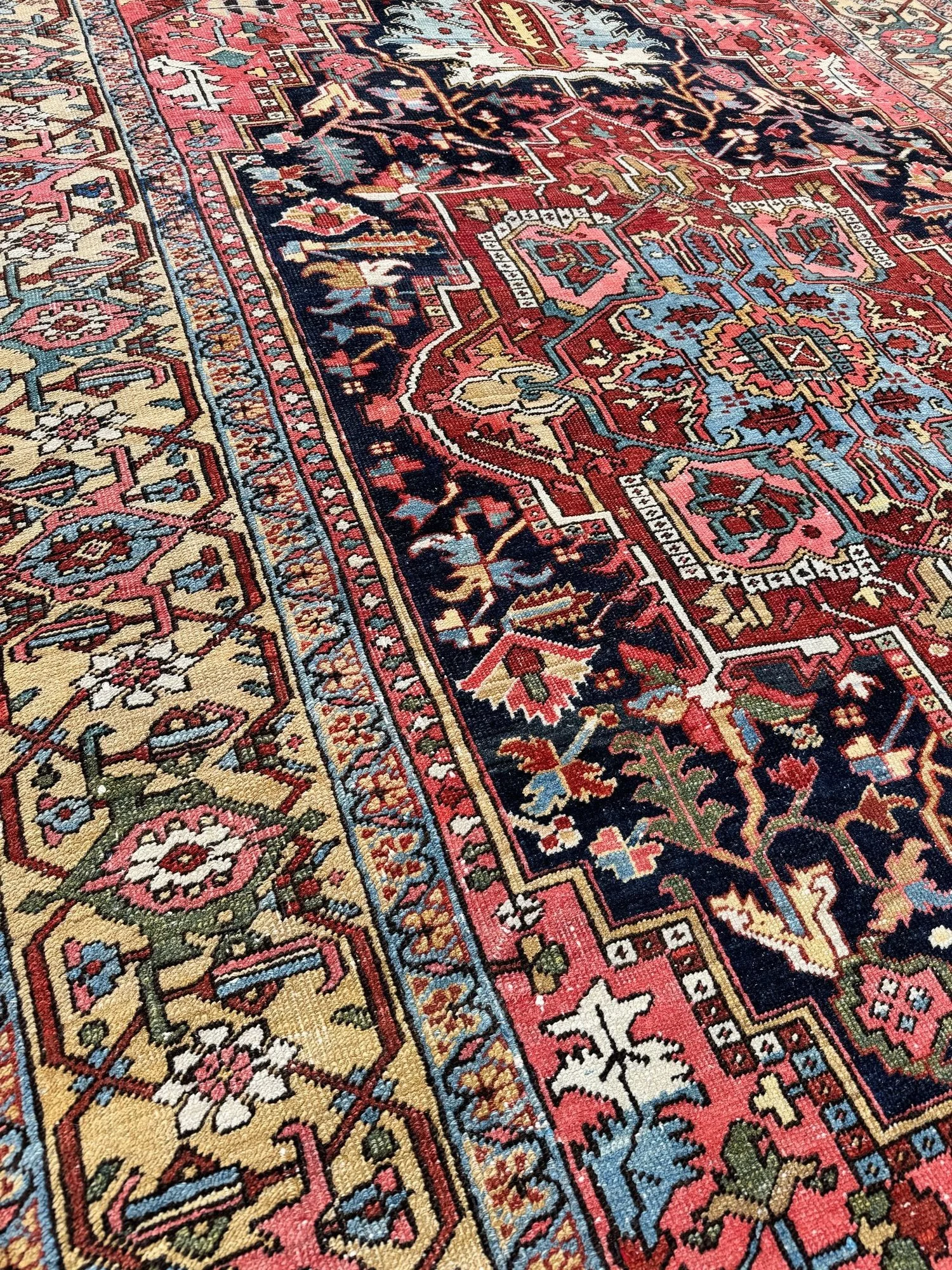 14_251300001_14_Antique_Persian_Heriz_Carpet.jpeg