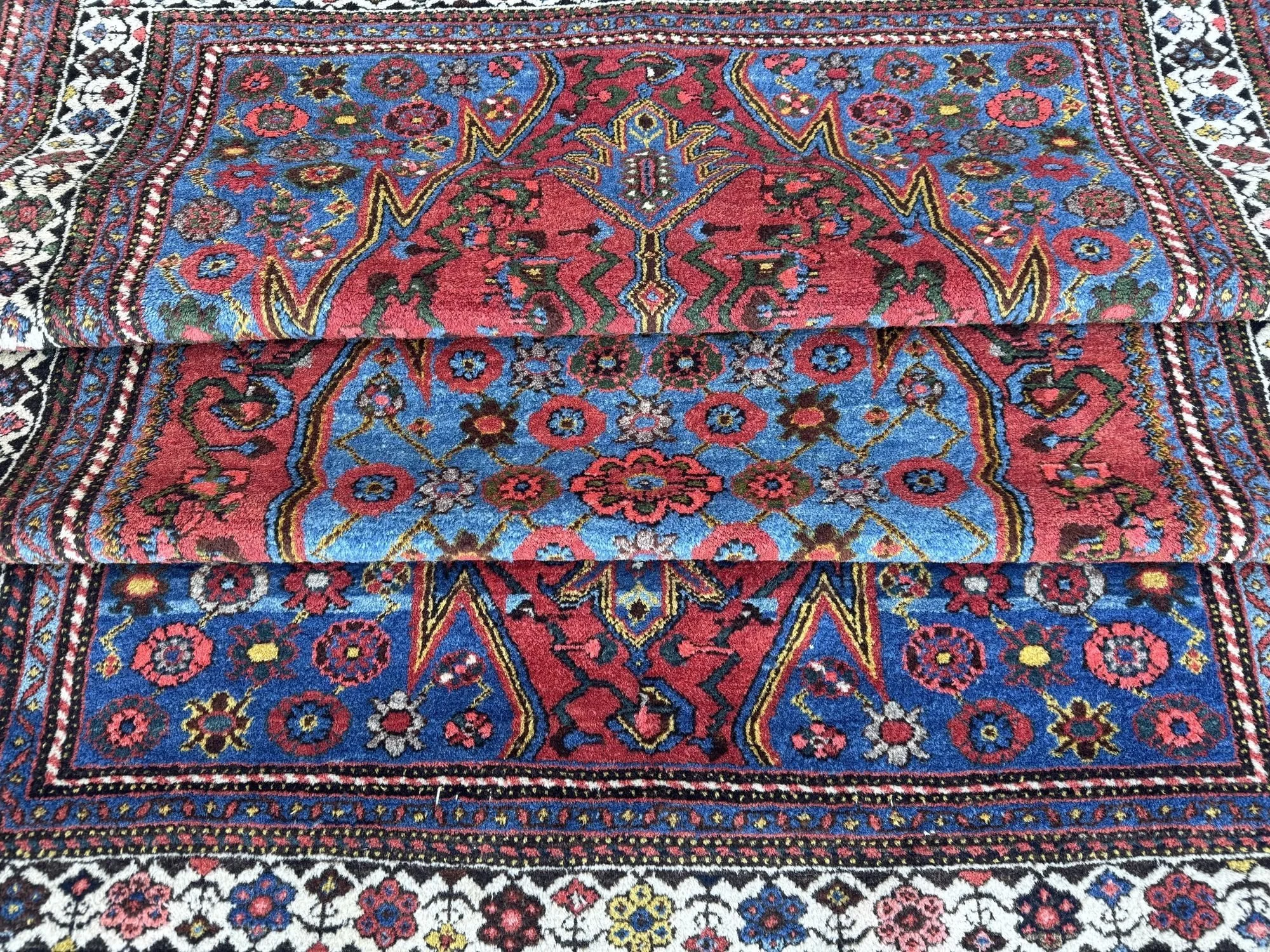 15_25_02_00002_15_Antique_Persian_Hamadan_Rug.jpeg
