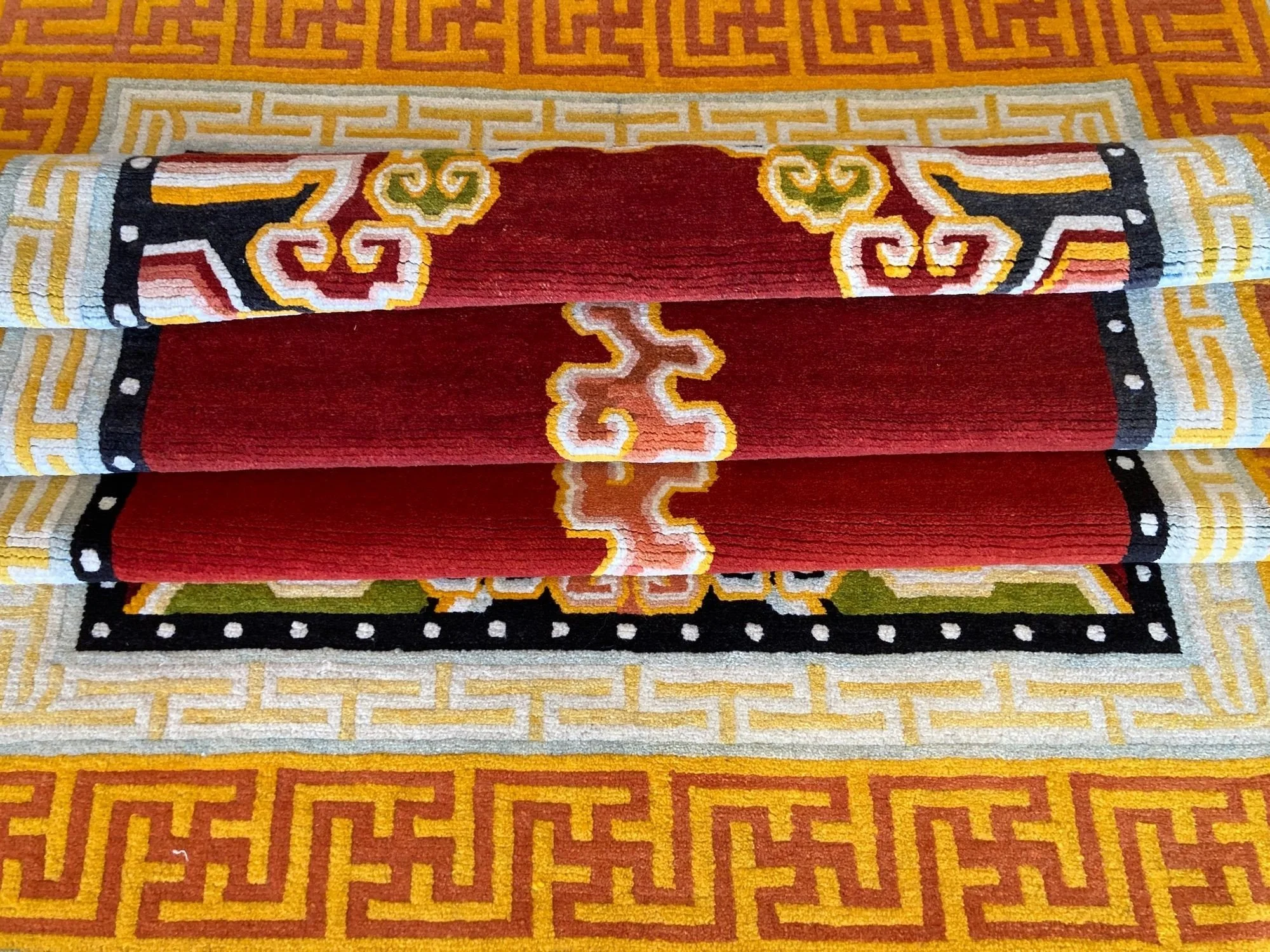 12_18_50_00002_10a_Antique_Tibetan_Rug.jpeg
