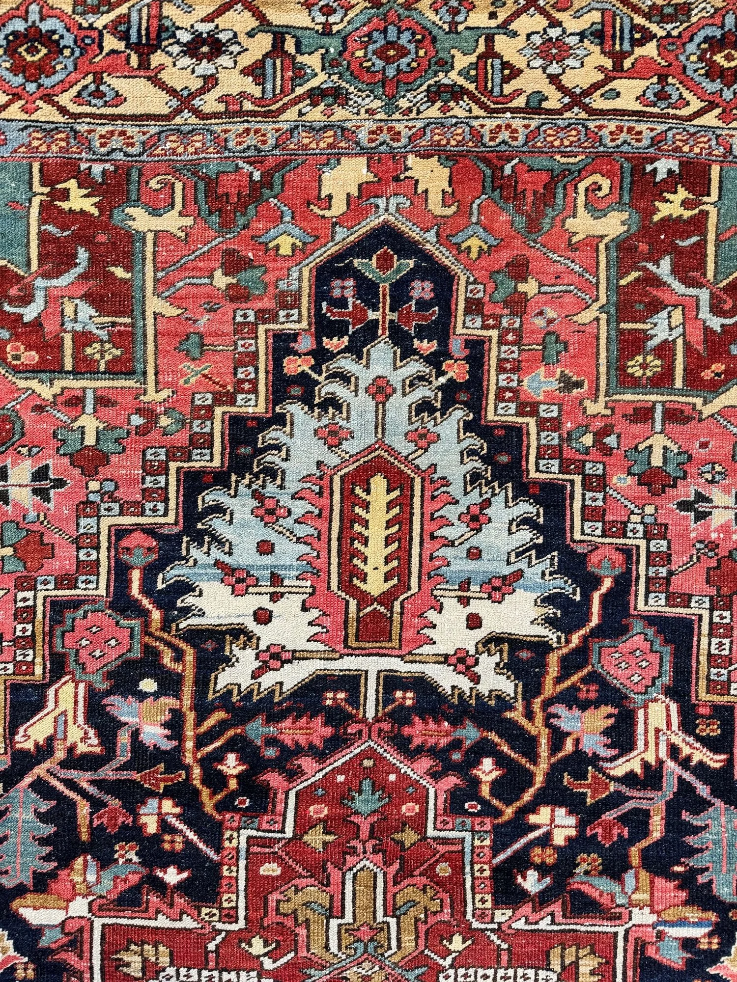 15_251300001_15_Antique_Persian_Heriz_Carpet.jpeg