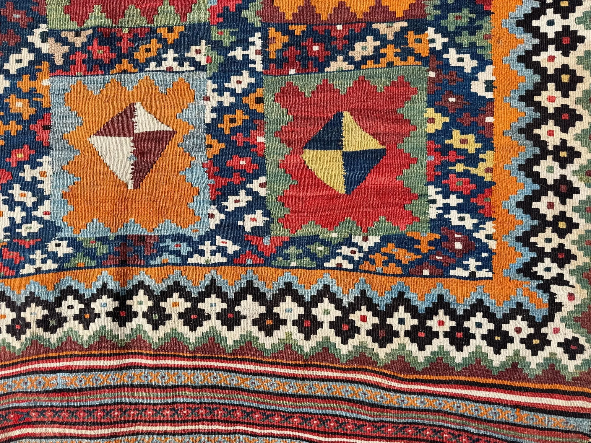 6_251900001_6_Antique_Persian_Qashqai_Kilim.jpeg