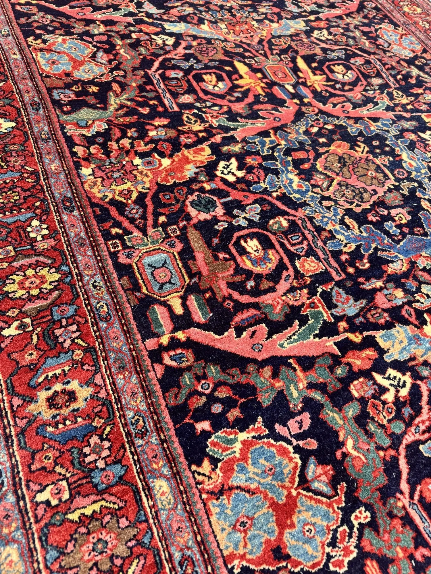 14_24_24_00003_14_Antique_Persian_Ferahan_Rug.jpeg