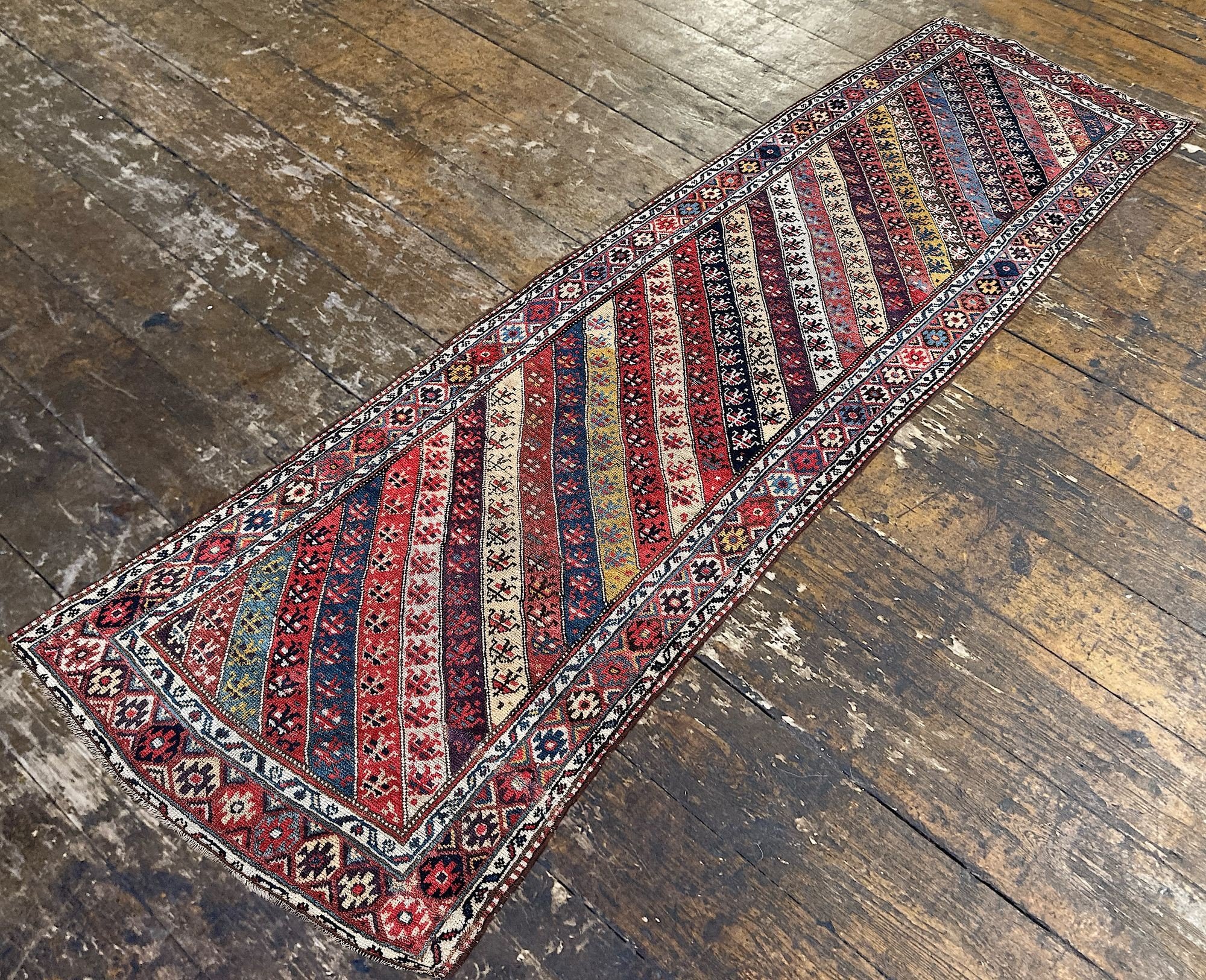 4_26_10_00001_4_Antique_Kurdish_Runner.jpeg