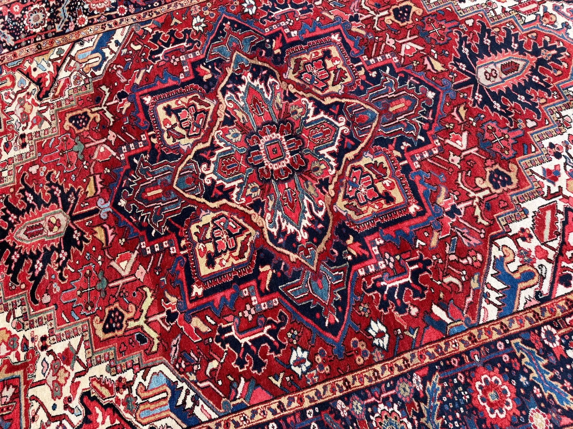17_25_17_00001_10_Antique_Persian_Heriz_Carpet.jpeg