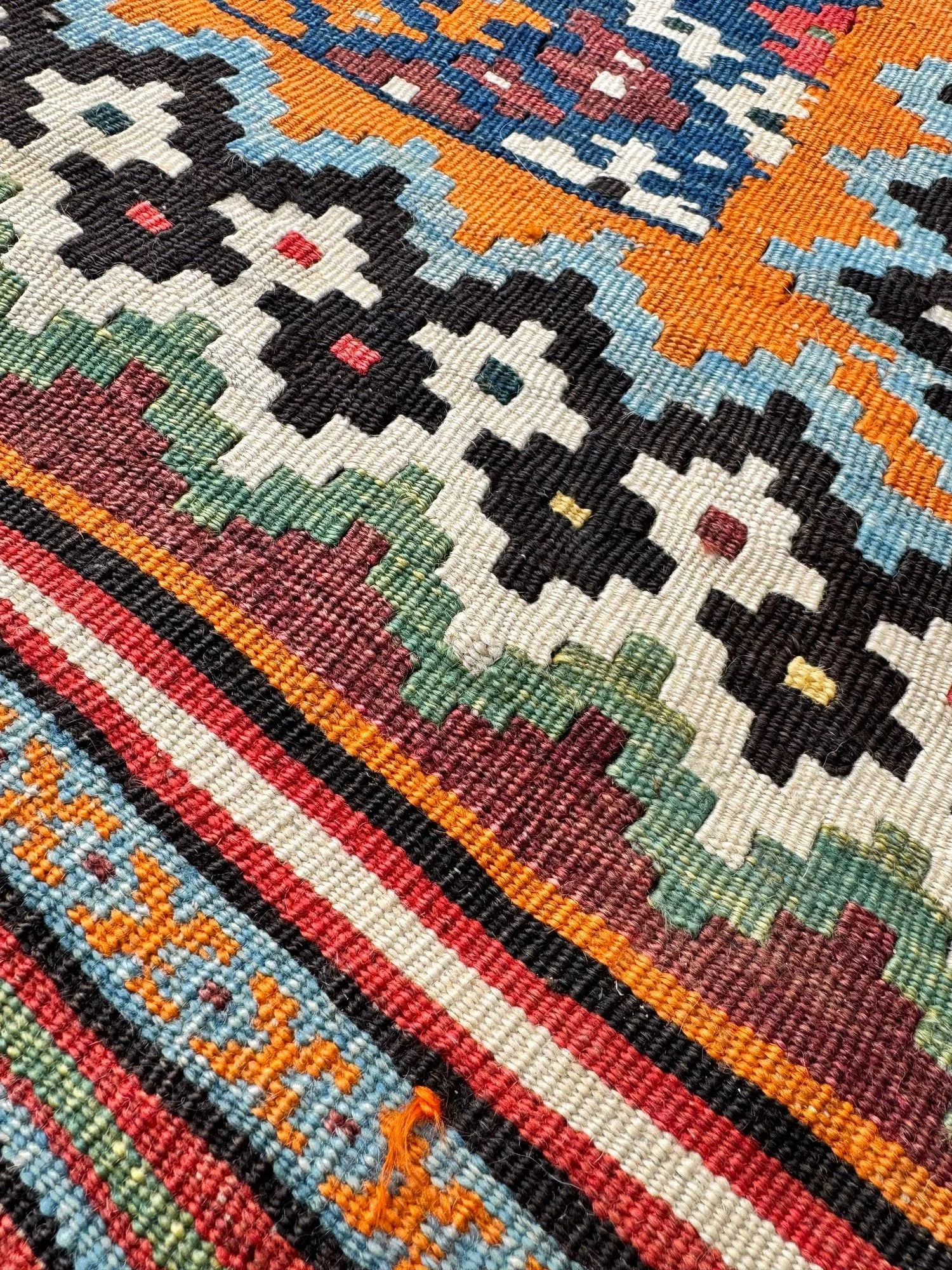 9_251900001_9_Antique_Persian_Qashqai_Kilim.jpeg