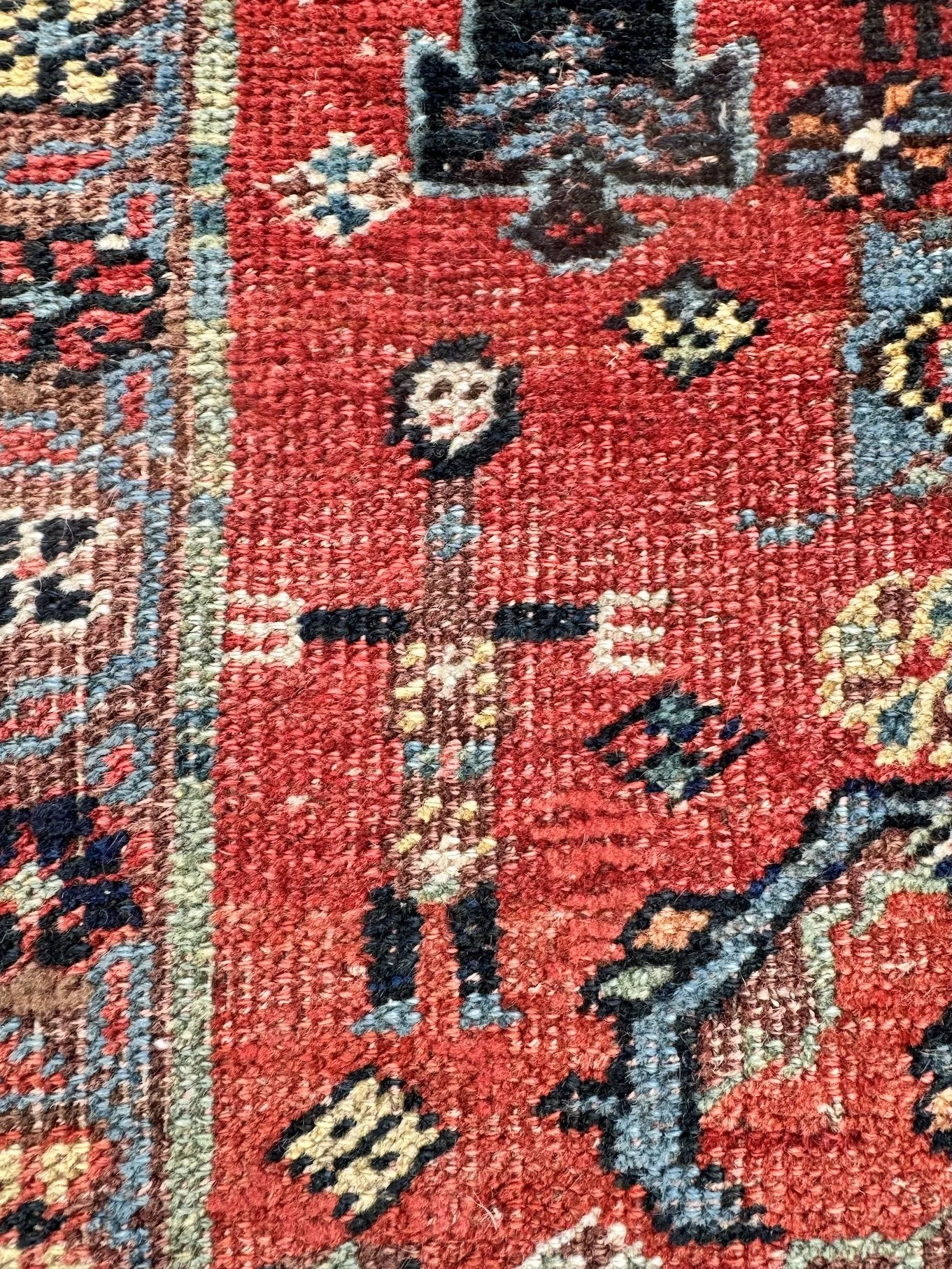 26.12.00001_22 Antique Persian Bidjar Rug.jpeg