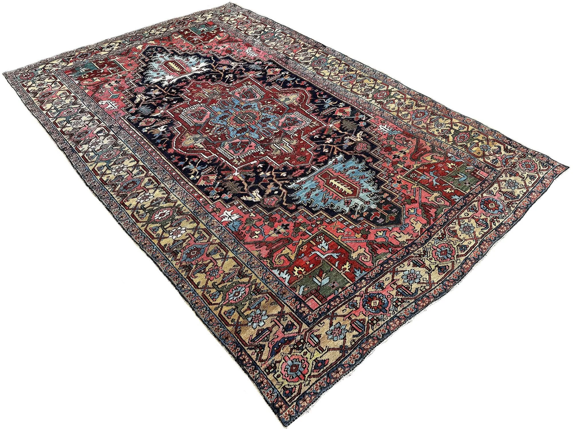 2_251300001_2_Antique_Persian_Heriz_Carpet.jpeg