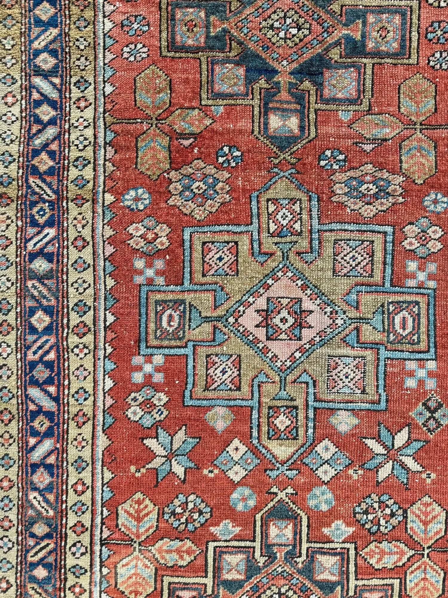 12_26_02_00001_13_Antique_Persian_Heriz_Rug.jpeg