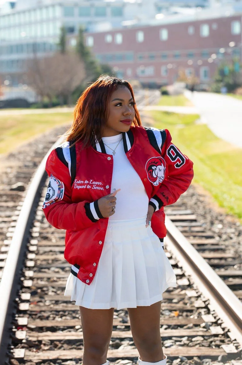 A8726427-488C-4616-8C7C-2FFAE69E6A55