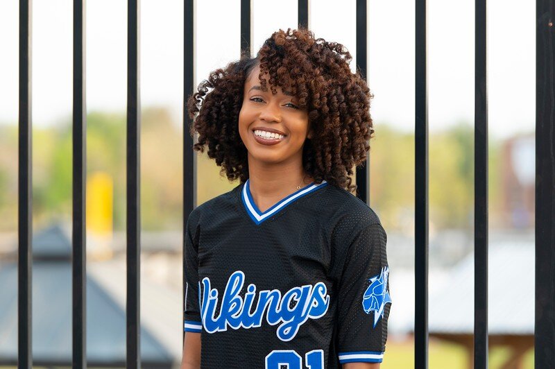 8FC67F6A-1296-4A07-94D7-707768269439