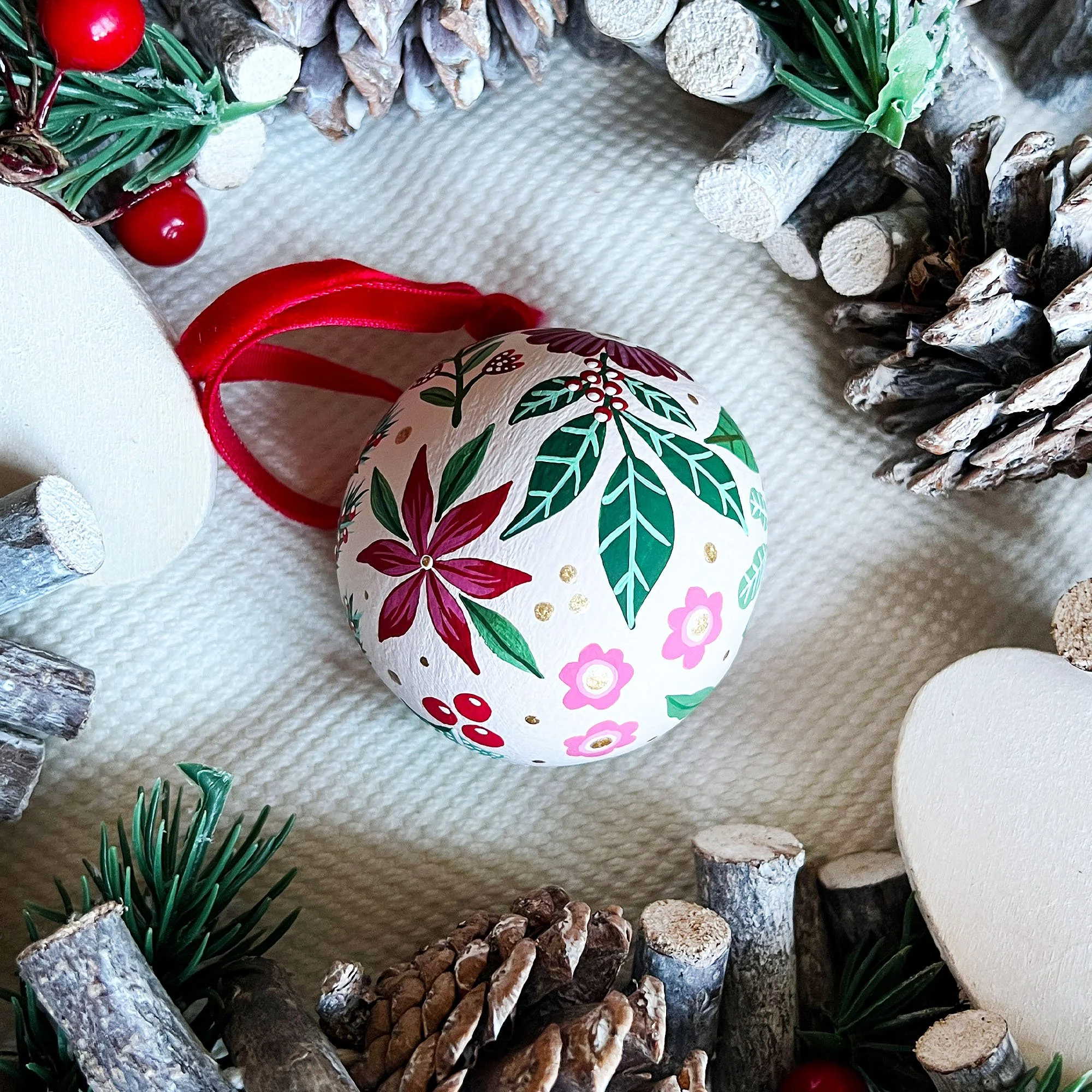 Cream Bauble Christmas Leaf Lane Studio 2.jpg