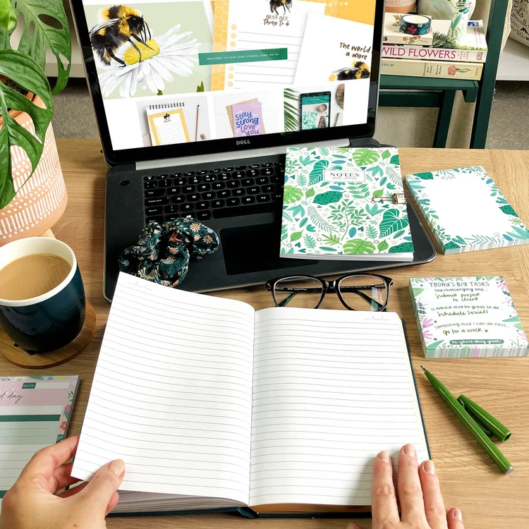 Pretty Notebook Setup 10 CREATIVE WAYS TO USE YOUR NOTEBOOK — Leaf Lane Studio