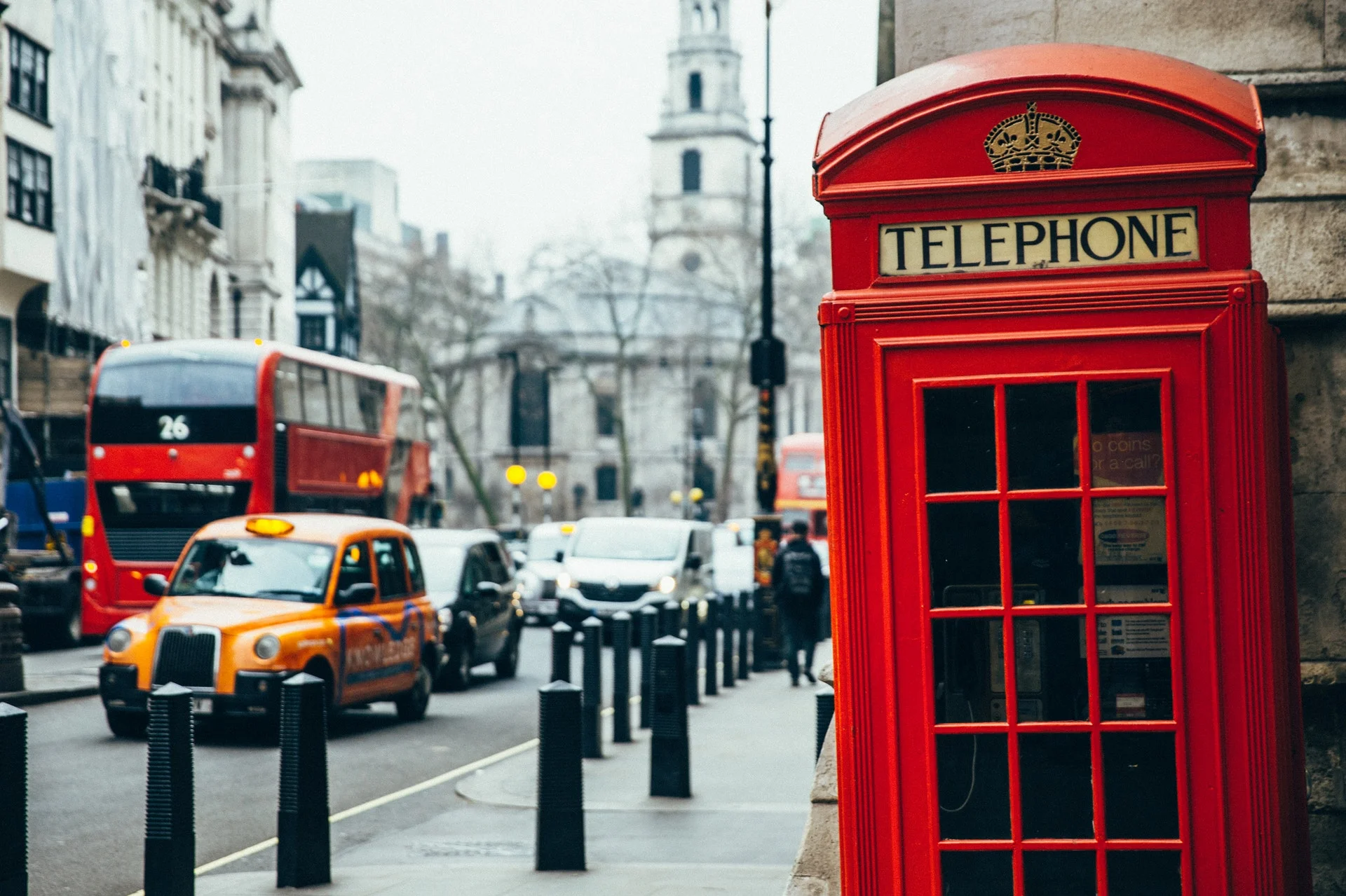 Travel Diaries: Exploring London**