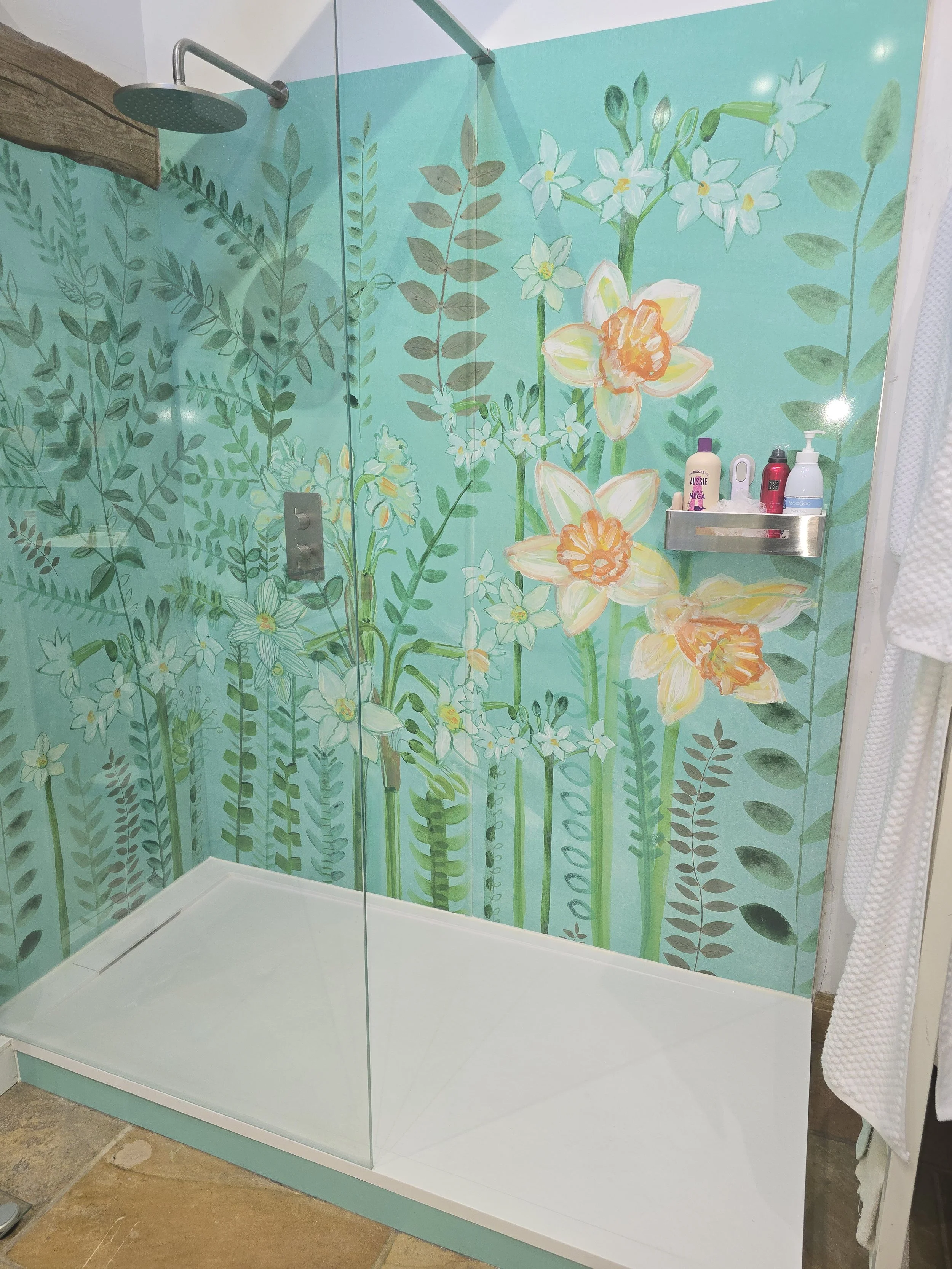 shower area using showerscape shower wall panels with Lucy Tiffany floral imagery