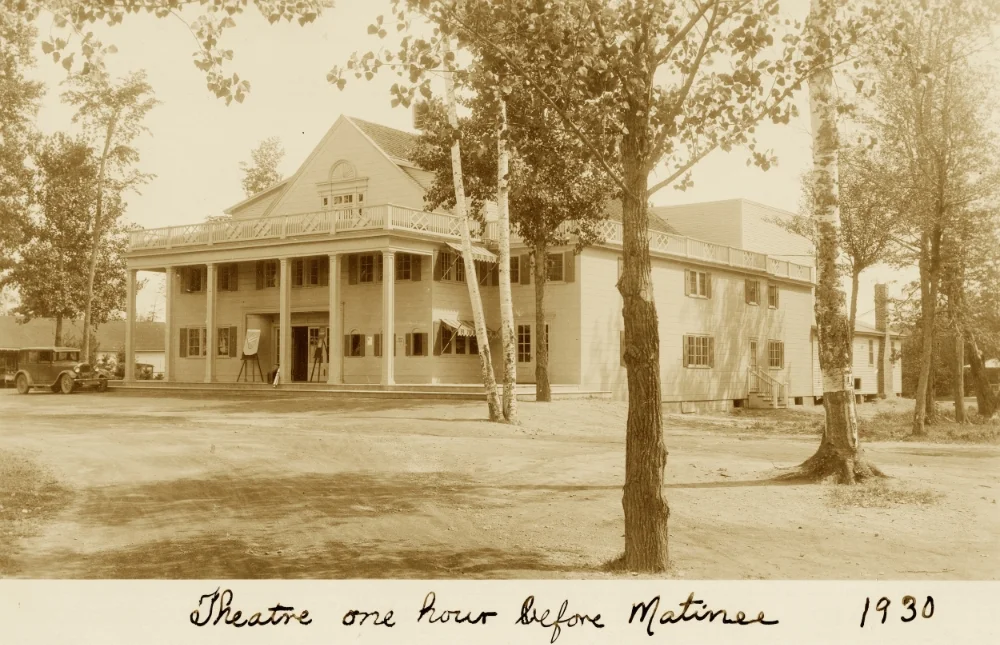 Lakewood Theatre in 1930, looking much as it does today. . .