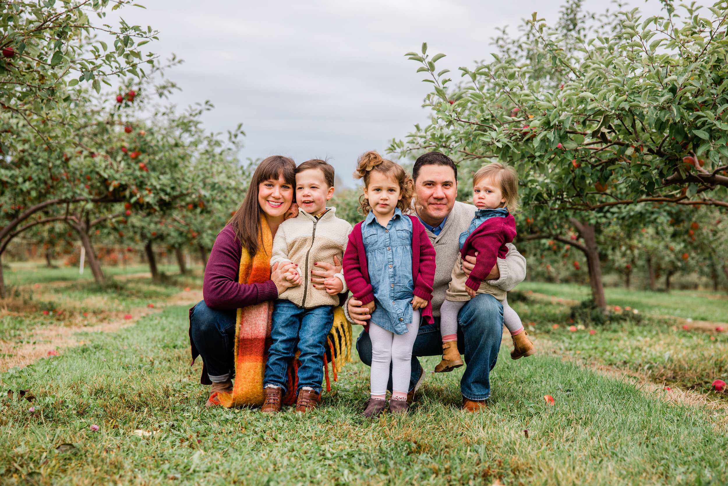 Mini Session at Robertson Orchards-2.jpg