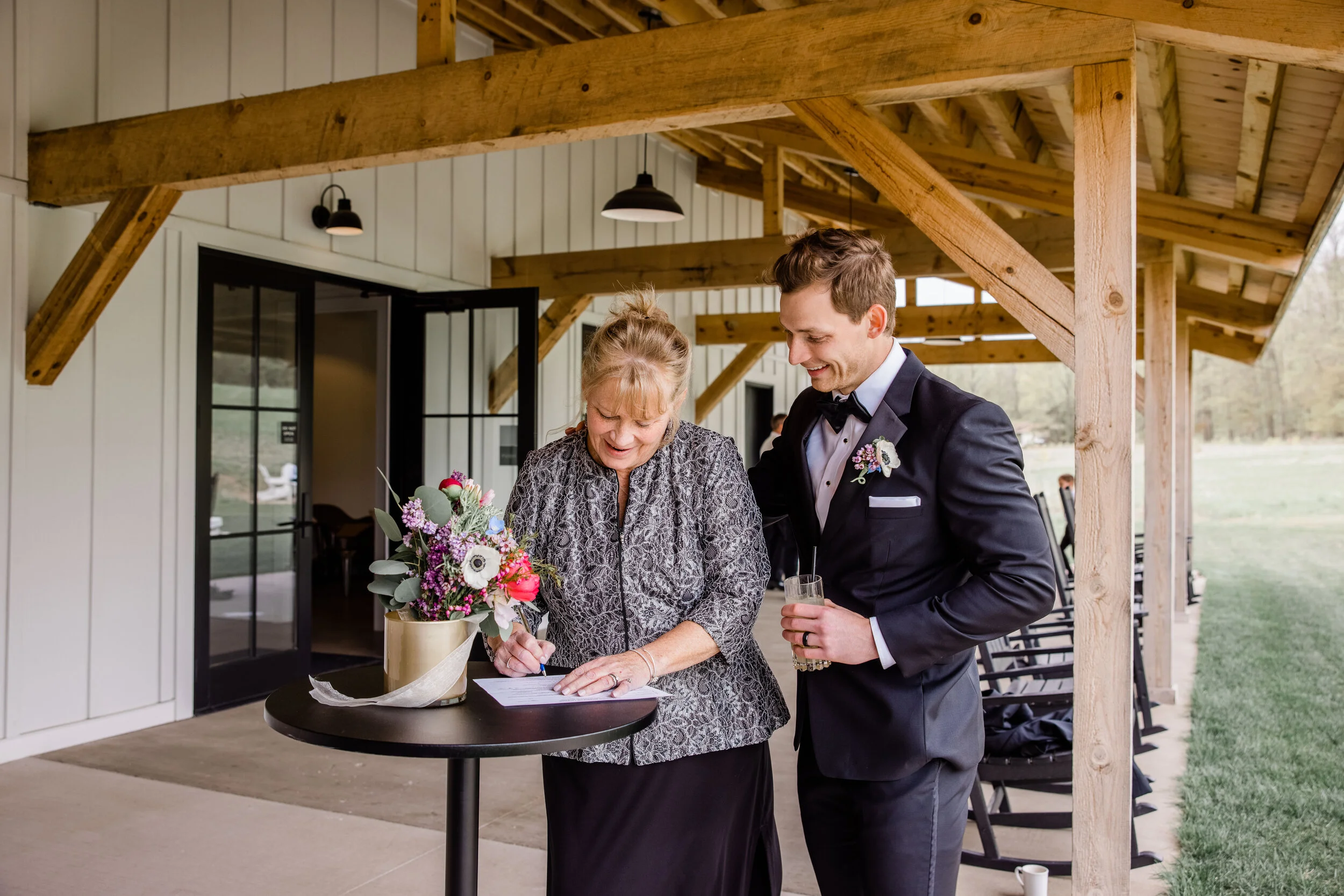 Ellen and John-191.jpg