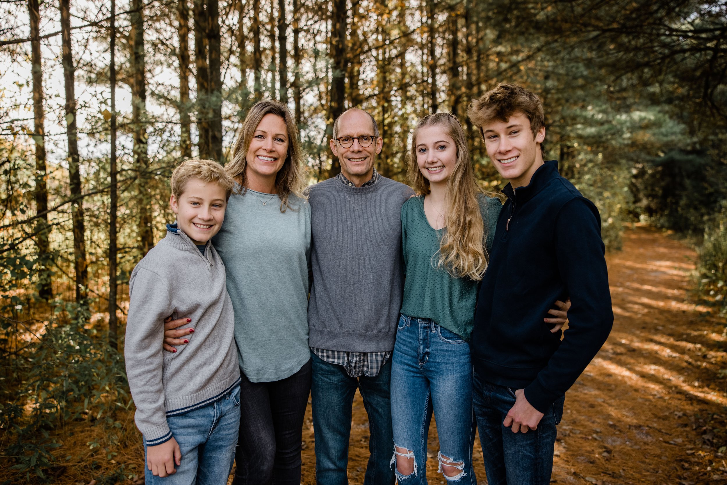 Fall Family Photos 2021-6.jpg