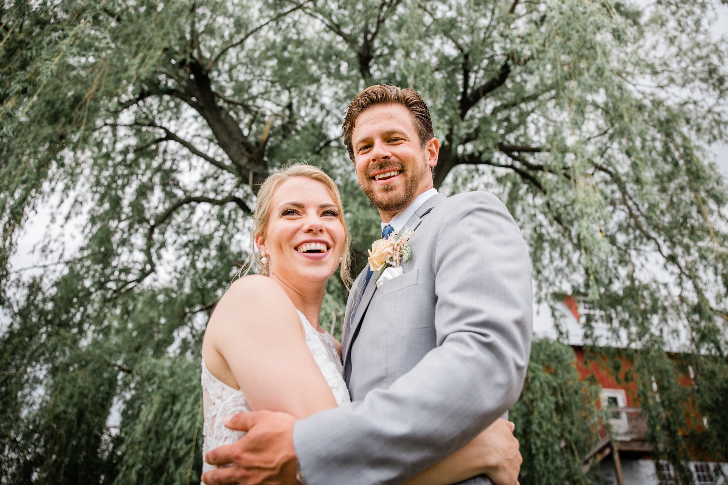 Sawyer Farm | Natalie and Tom's Wedding Photography