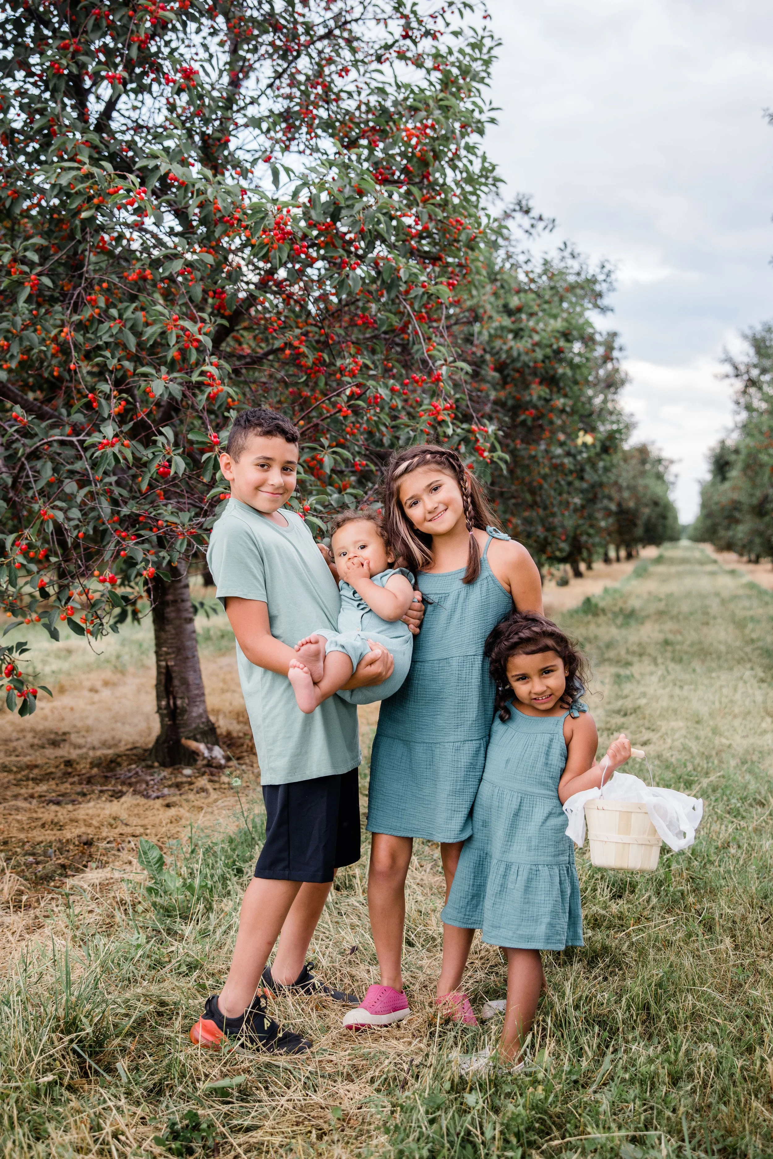Cherry Picking 2022-22.jpg