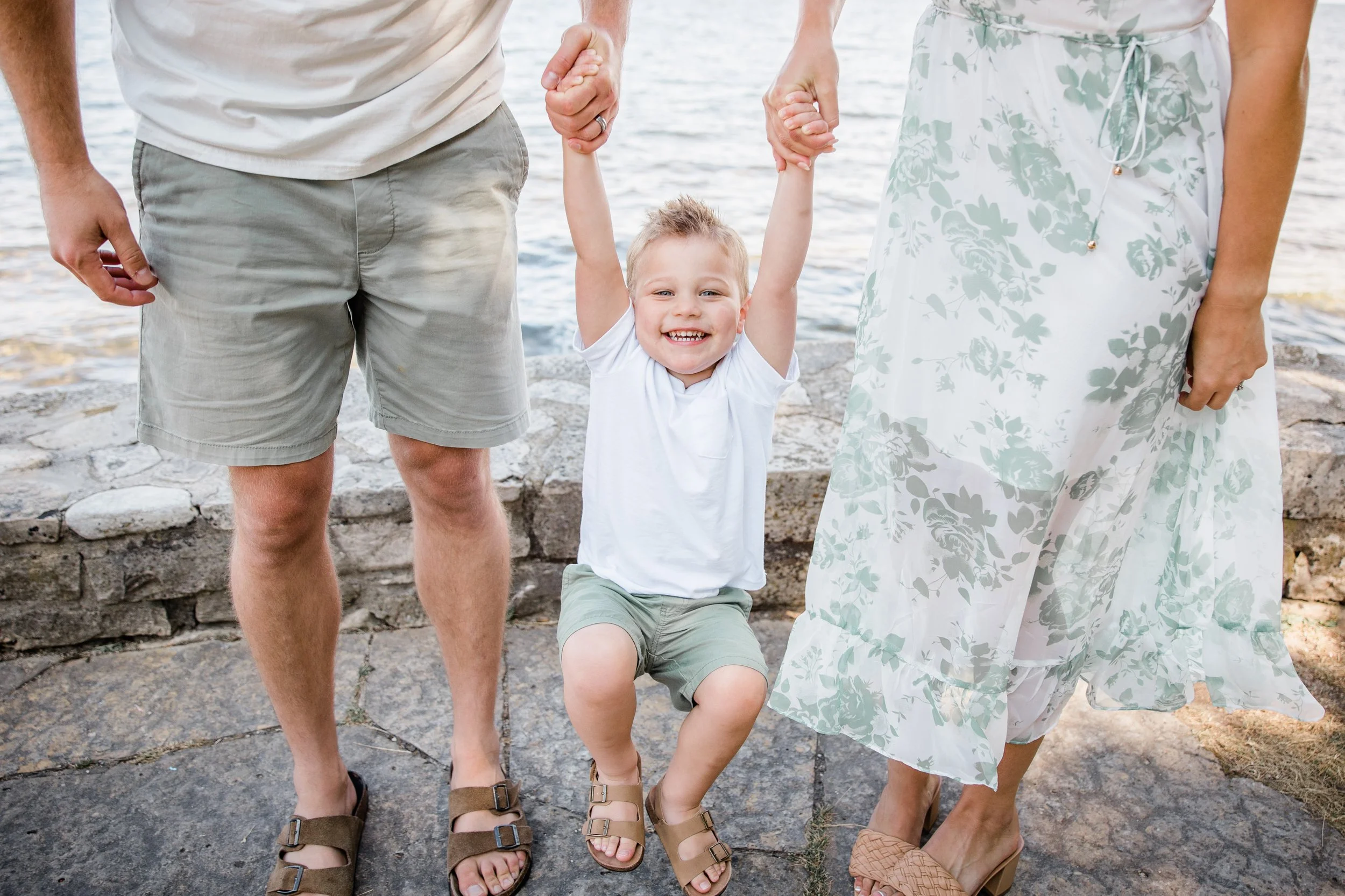 Jordan Extended Family-28.jpg