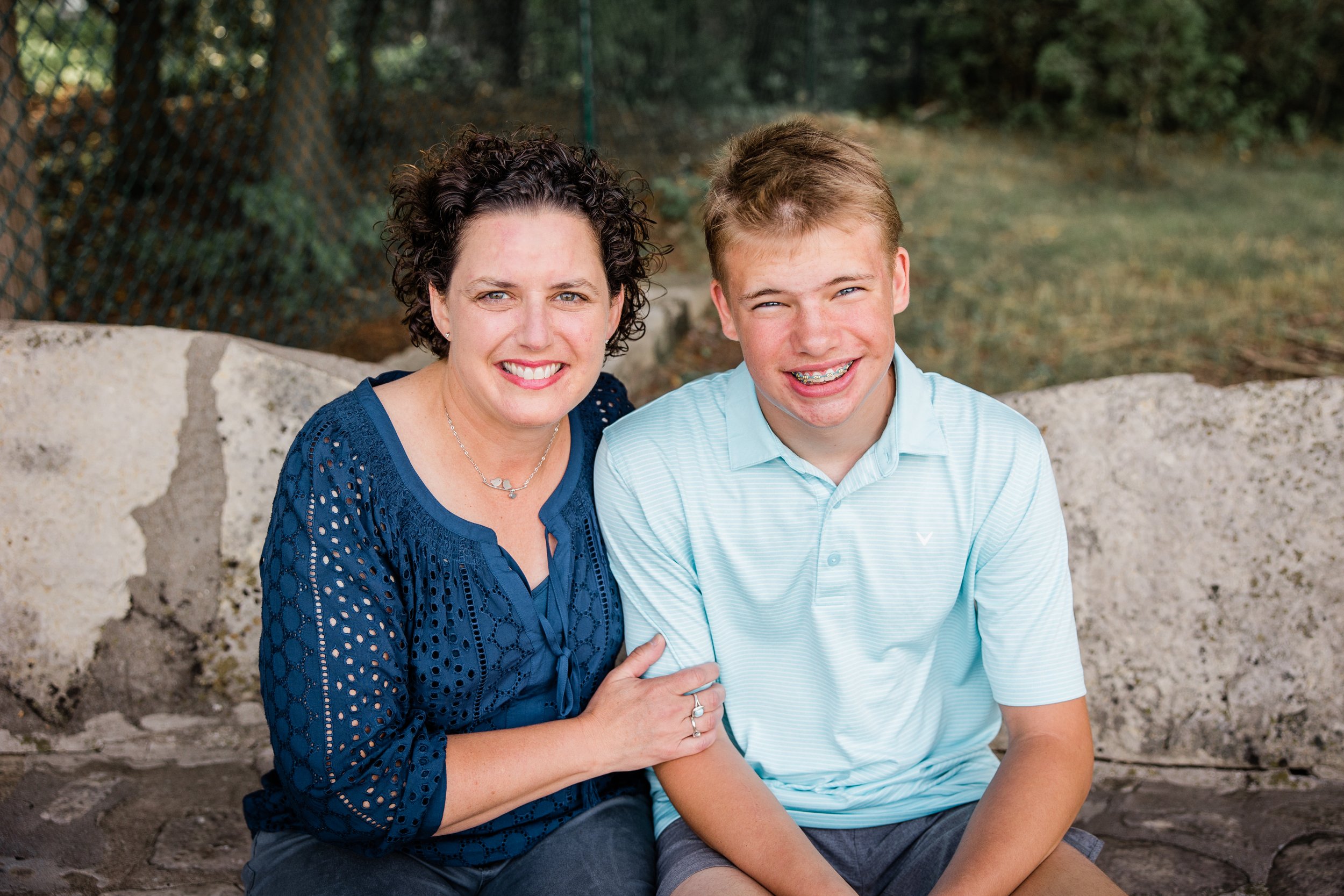 Cathy Extended Family-16.jpg