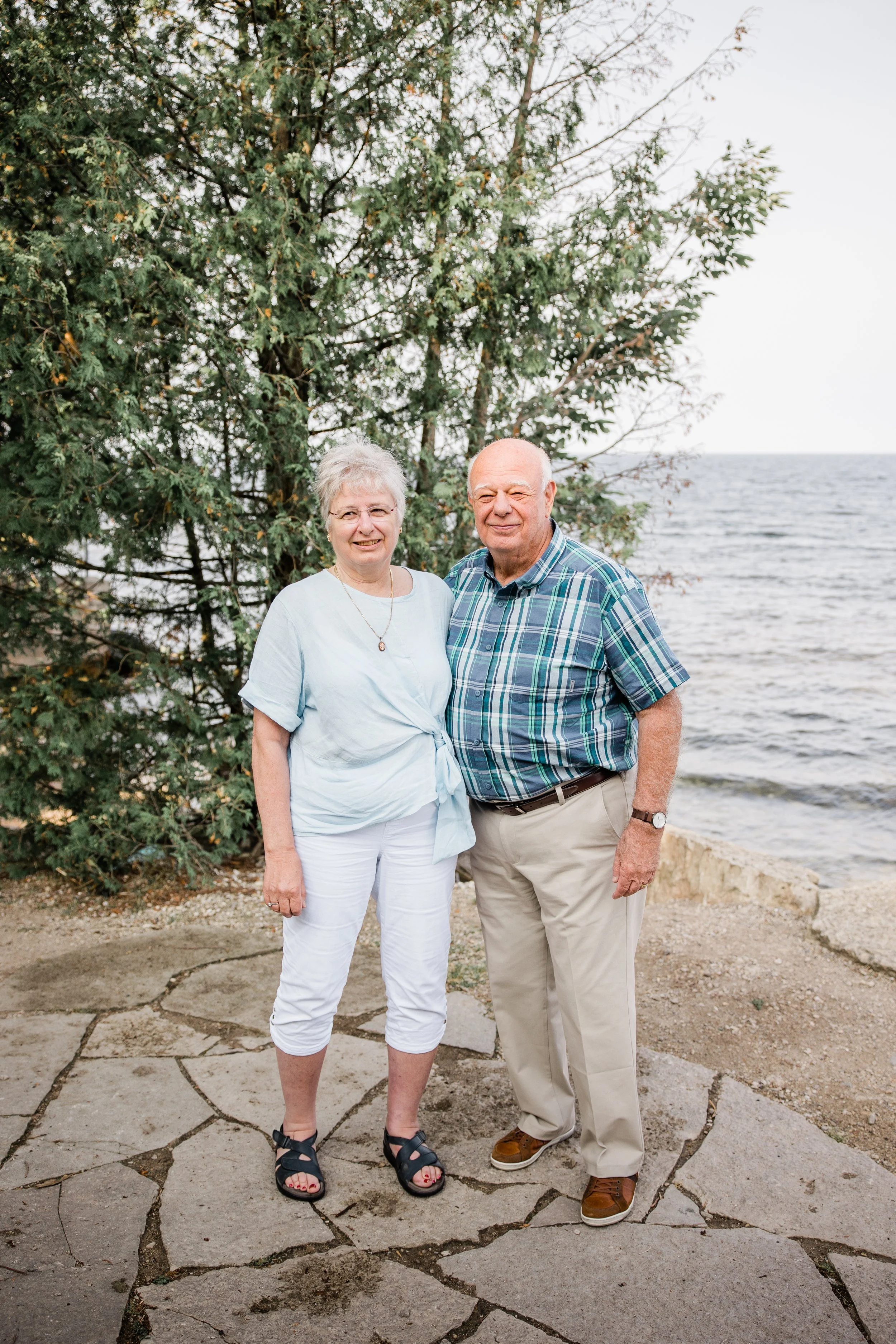 Cathy Extended Family-31.jpg