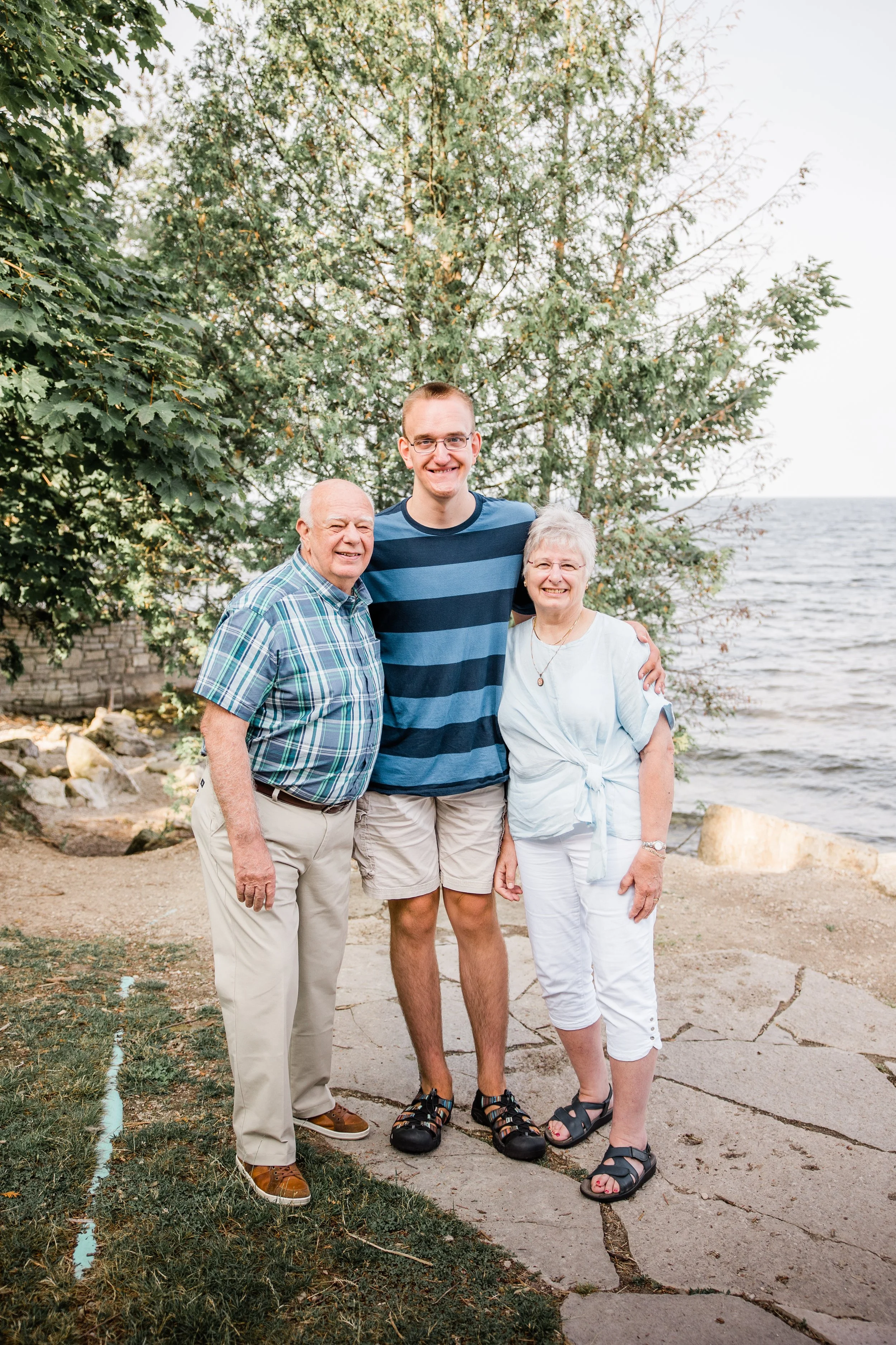 Cathy Extended Family-40.jpg