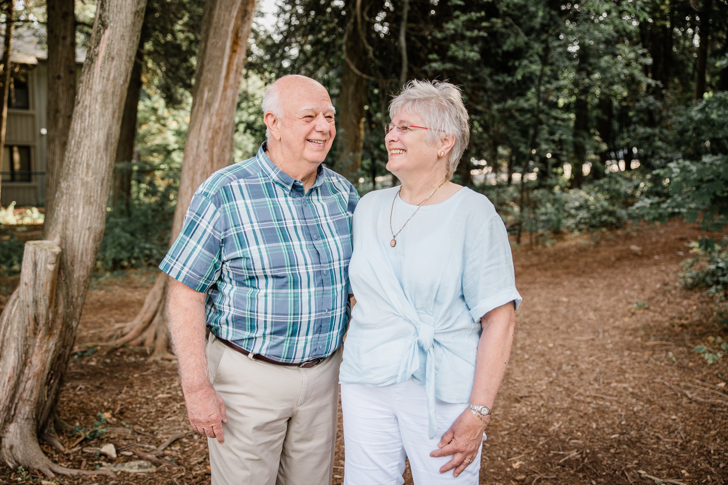 Cathy Extended Family-48.jpg