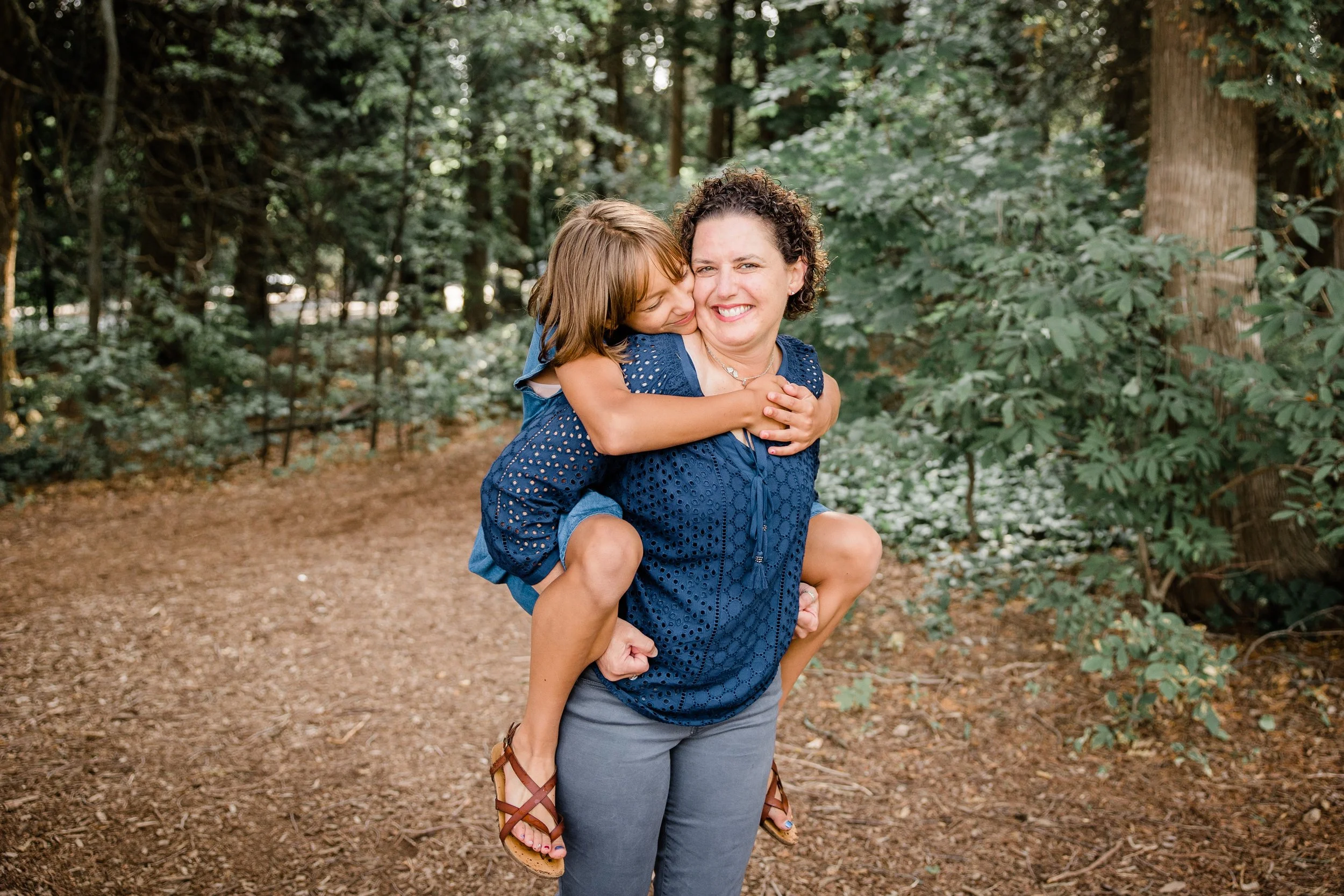 Cathy Extended Family-56.jpg